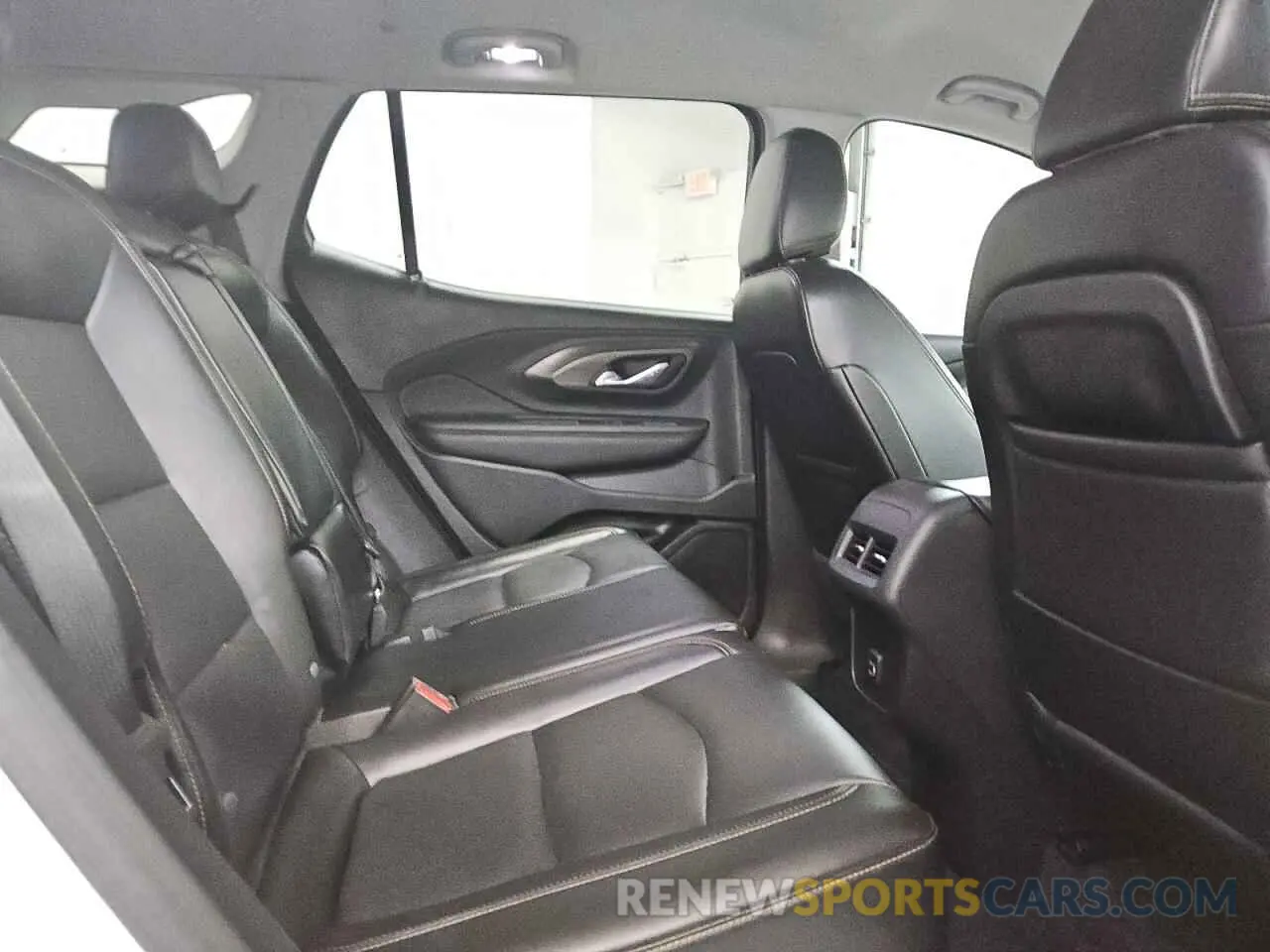 11 Photograph of a damaged car 3GKALVEV1ML306280 GMC TERRAIN 2021