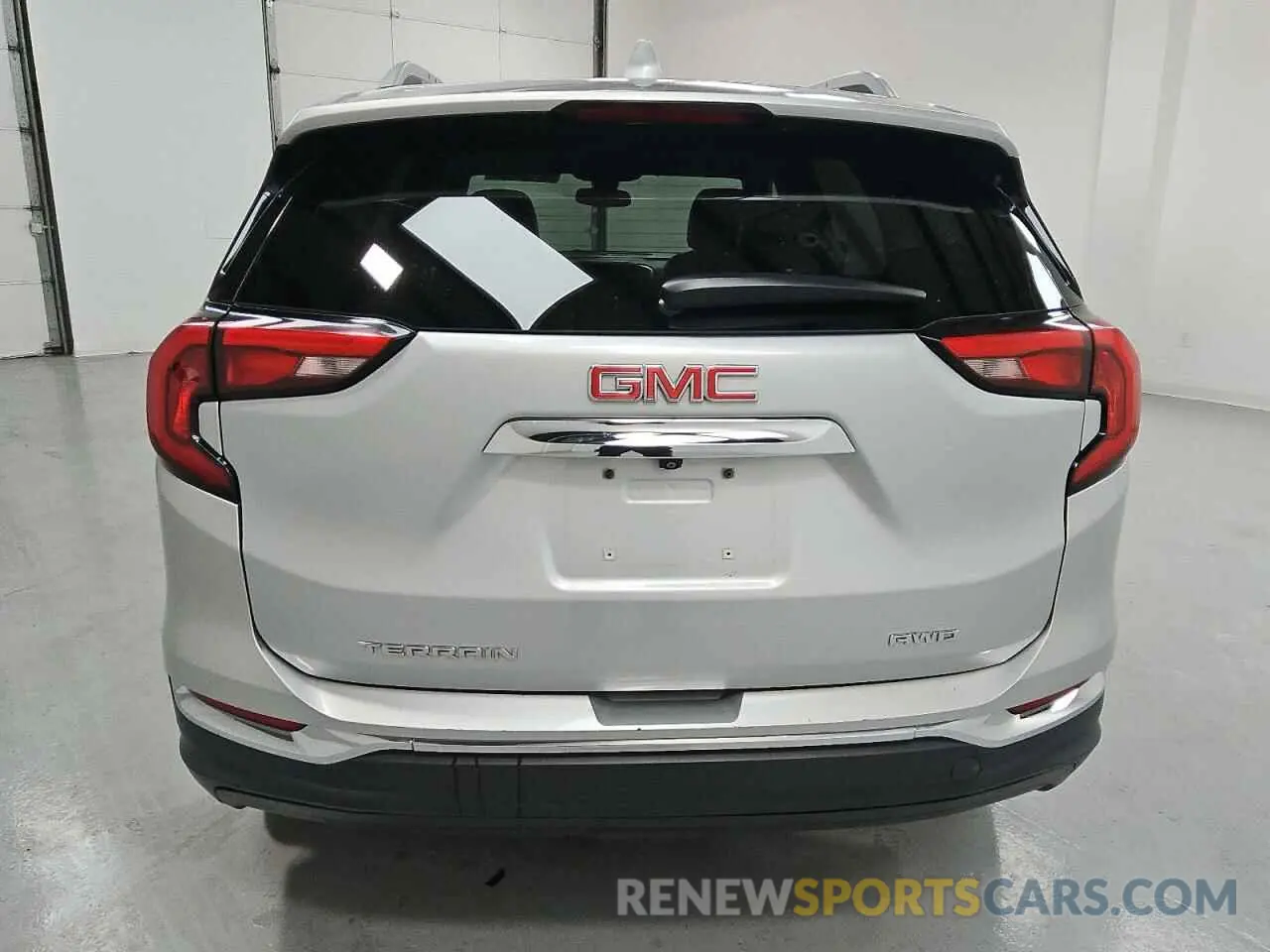 6 Photograph of a damaged car 3GKALVEV1ML306280 GMC TERRAIN 2021