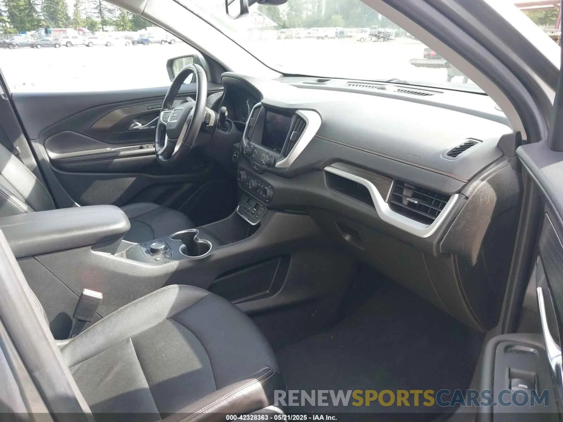 5 Photograph of a damaged car 3GKALVEV1ML316341 GMC TERRAIN 2021