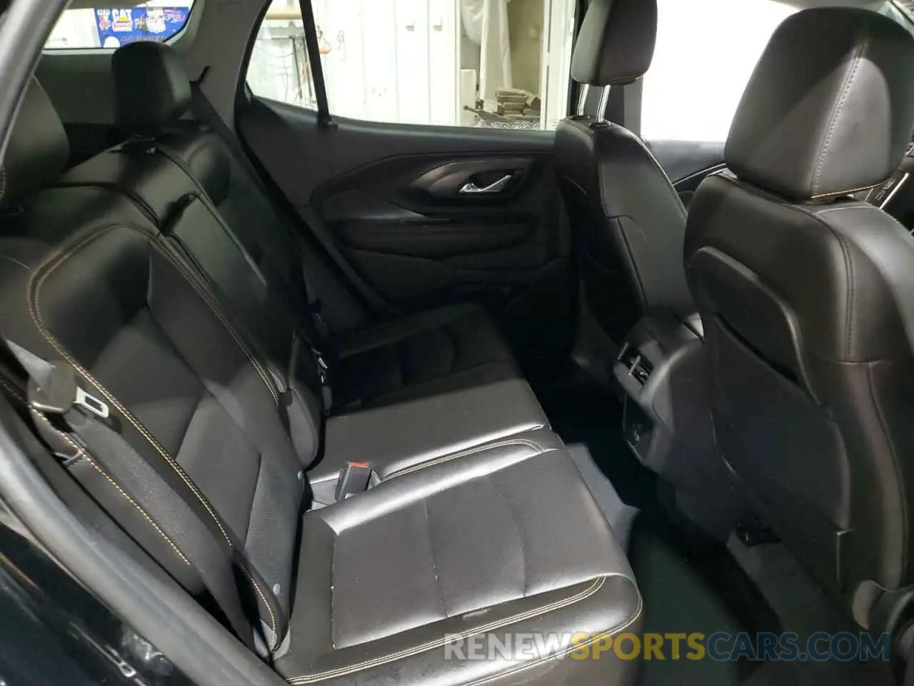 11 Photograph of a damaged car 3GKALVEV1ML391041 GMC TERRAIN 2021