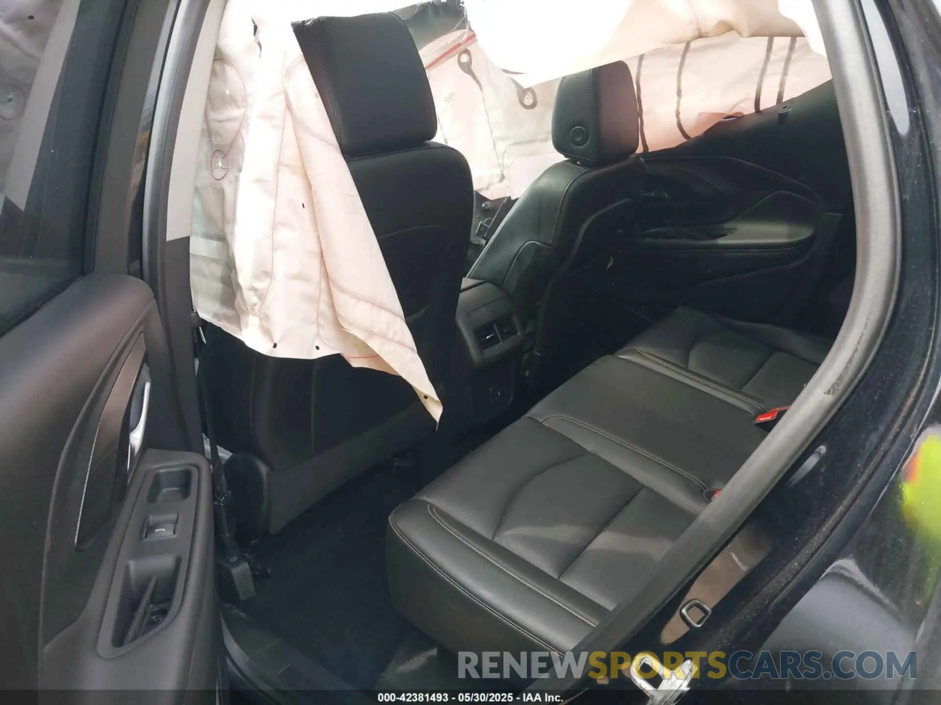 8 Photograph of a damaged car 3GKALVEV1ML393601 GMC TERRAIN 2021