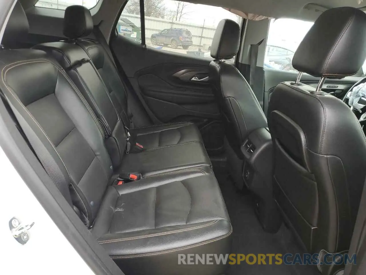 10 Photograph of a damaged car 3GKALVEV2ML305638 GMC TERRAIN 2021