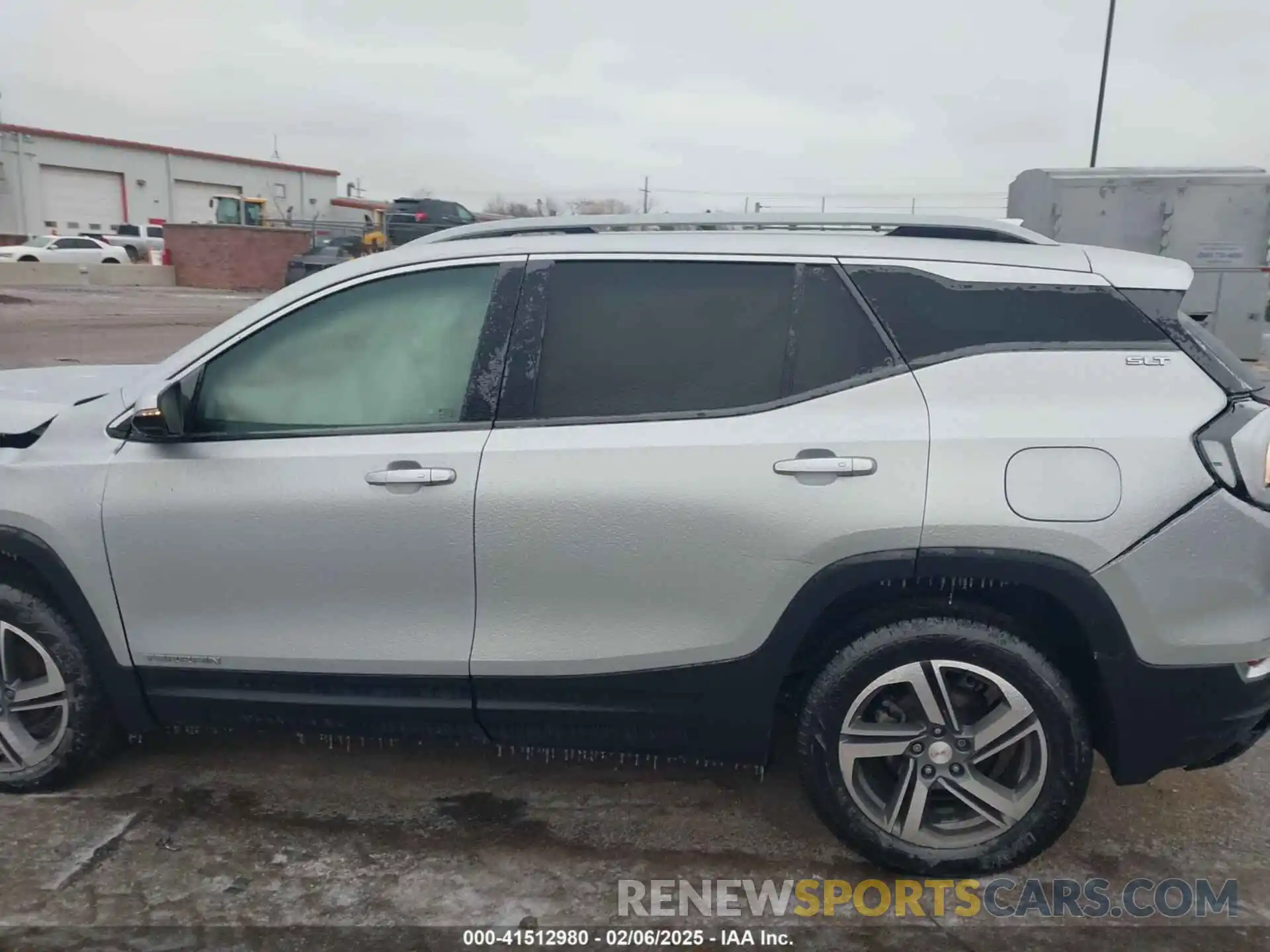 14 Photograph of a damaged car 3GKALVEV2ML314047 GMC TERRAIN 2021