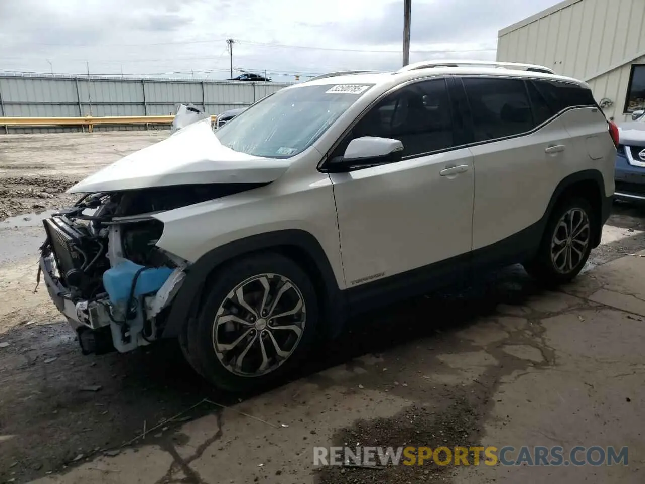 1 Photograph of a damaged car 3GKALVEV2ML317496 GMC TERRAIN 2021