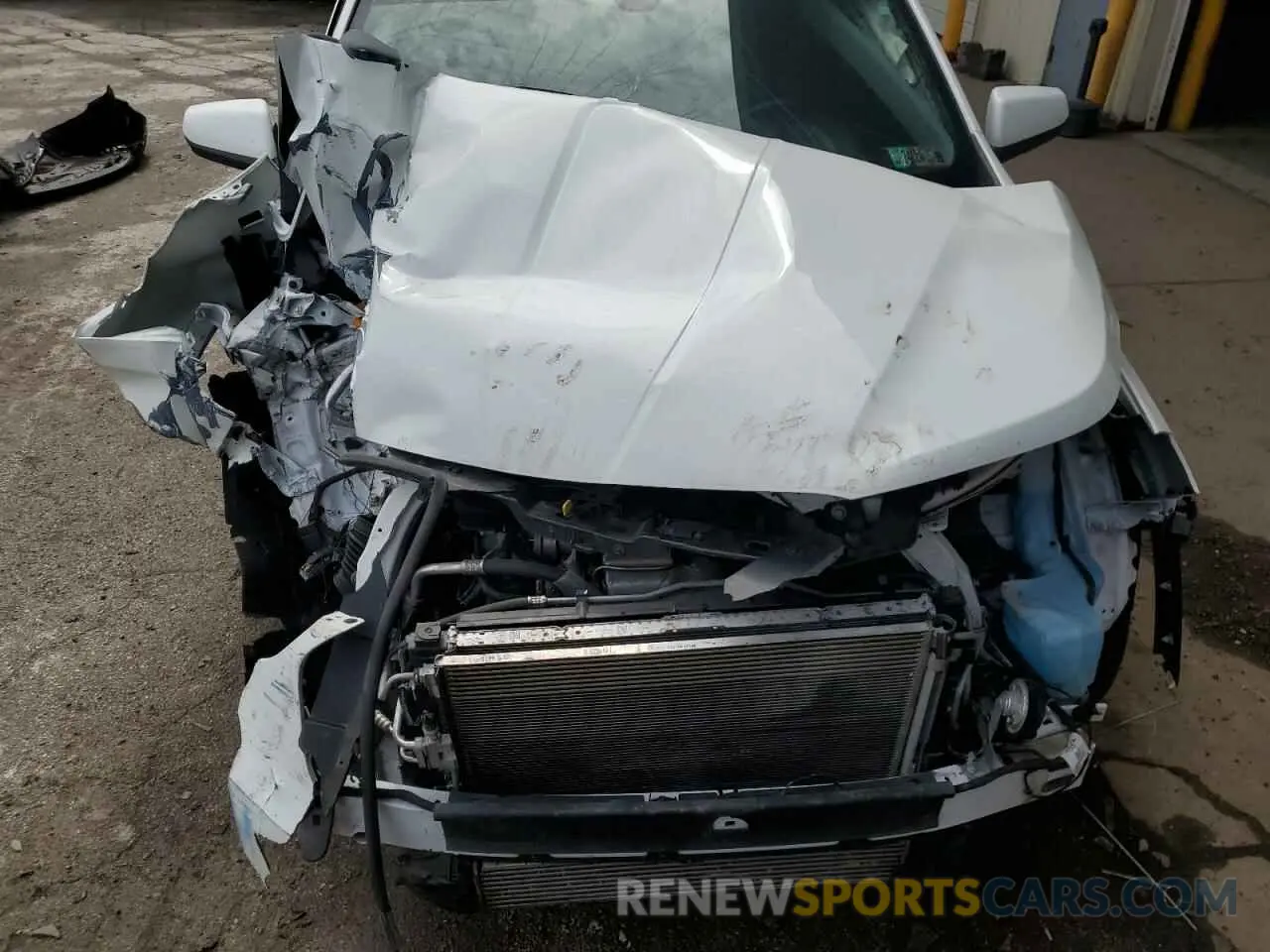 12 Photograph of a damaged car 3GKALVEV2ML317496 GMC TERRAIN 2021