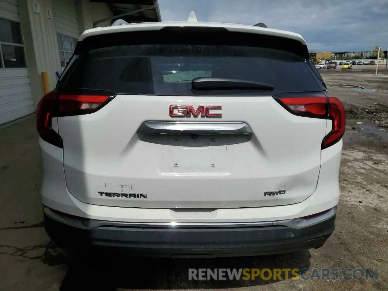 6 Photograph of a damaged car 3GKALVEV2ML317496 GMC TERRAIN 2021