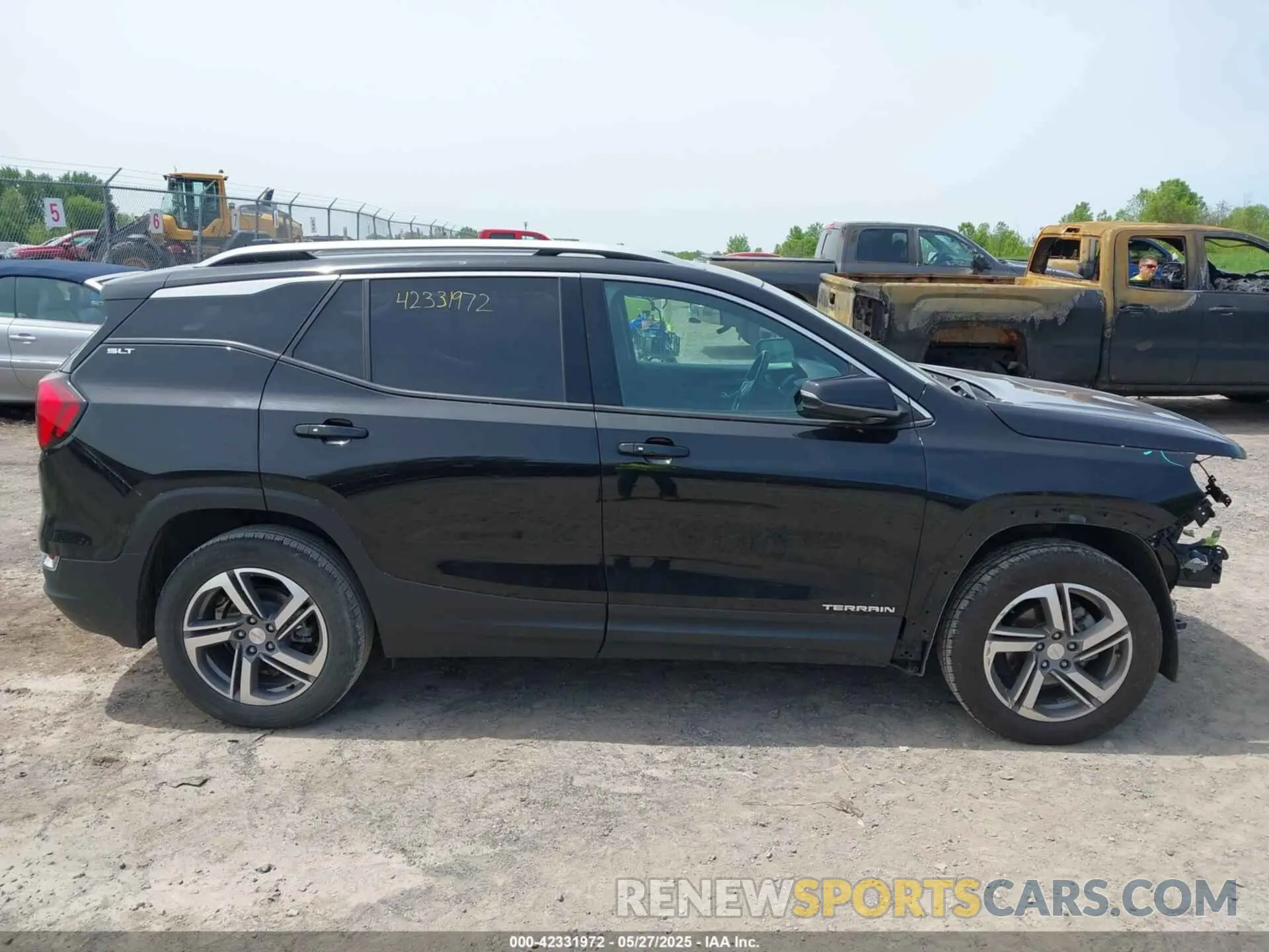 14 Photograph of a damaged car 3GKALVEV4ML313658 GMC TERRAIN 2021