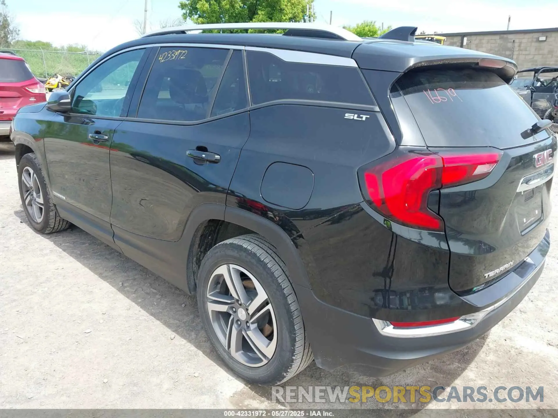 3 Photograph of a damaged car 3GKALVEV4ML313658 GMC TERRAIN 2021