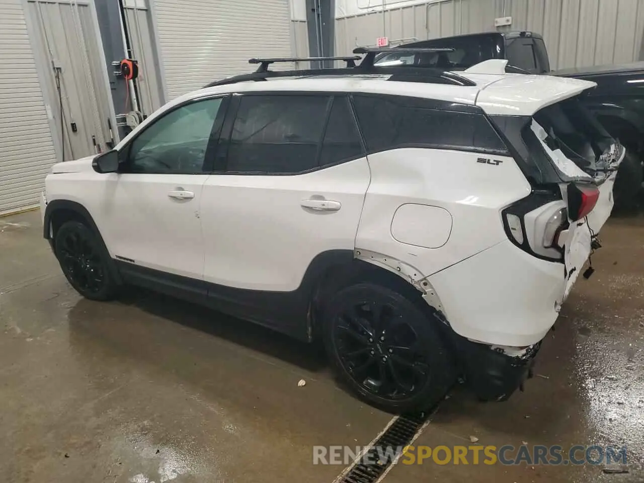 2 Photograph of a damaged car 3GKALVEV5ML345471 GMC TERRAIN 2021
