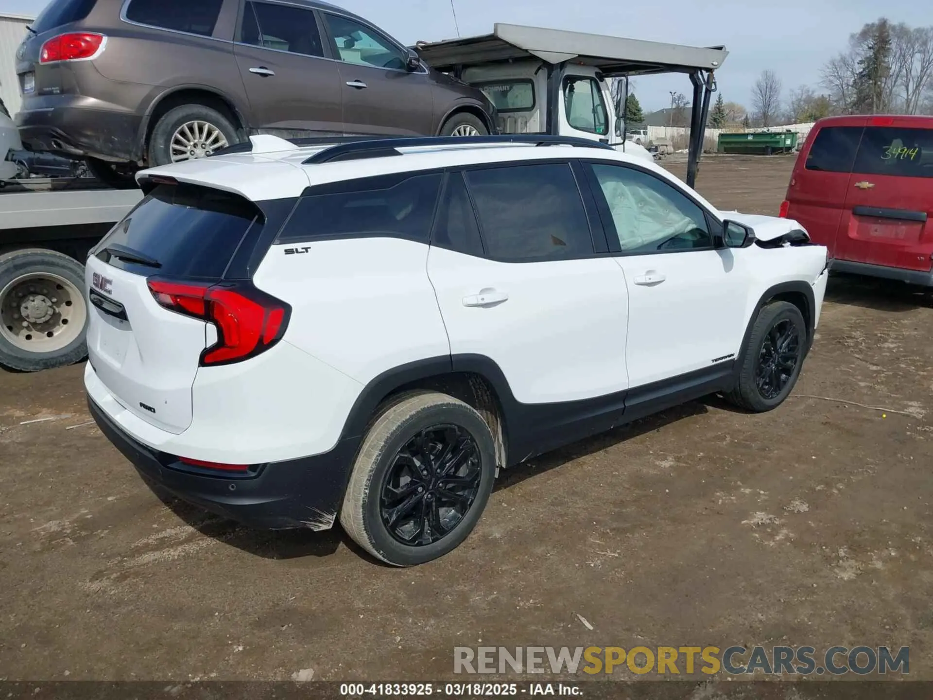 4 Photograph of a damaged car 3GKALVEV5ML383329 GMC TERRAIN 2021