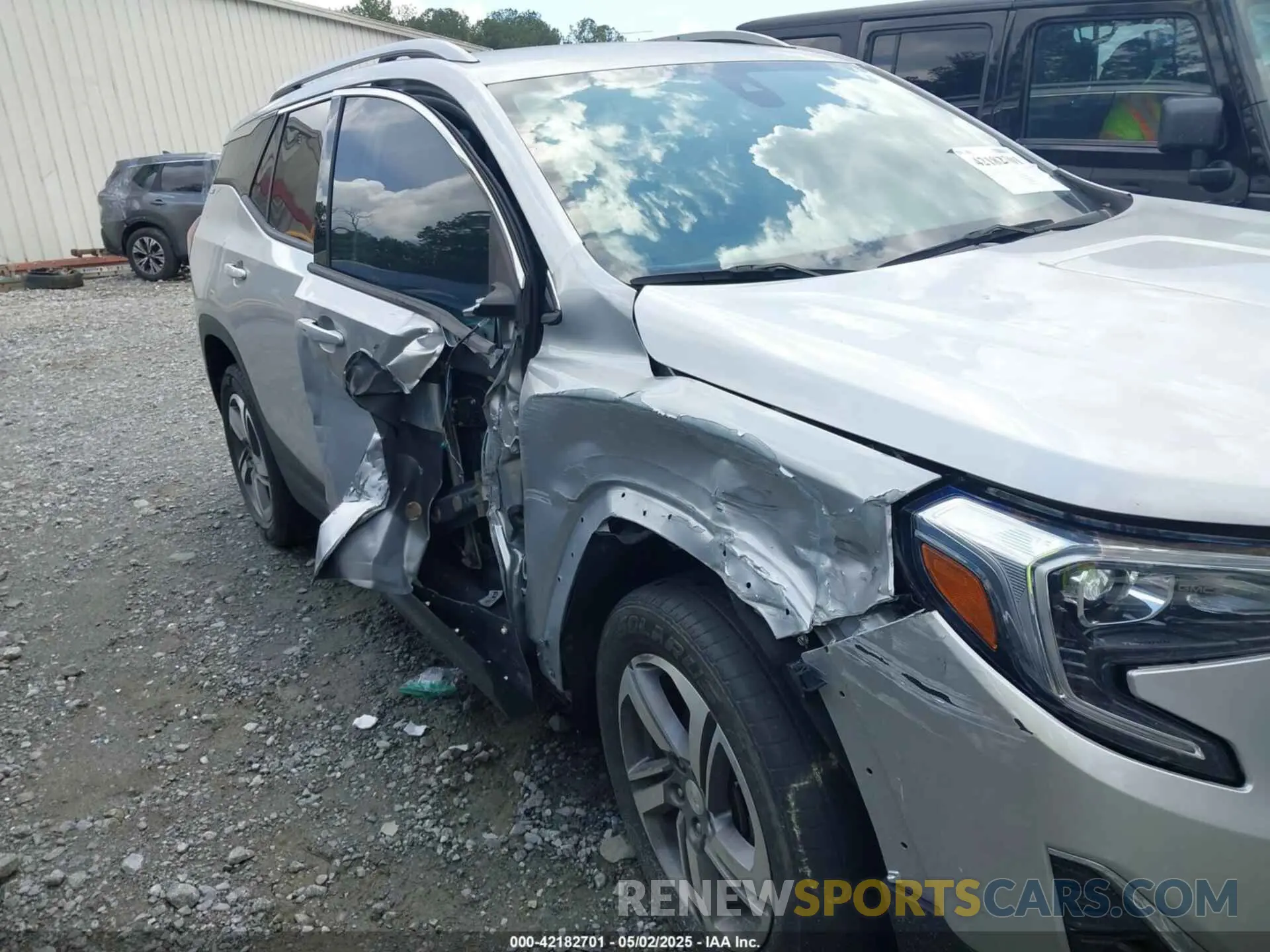 6 Photograph of a damaged car 3GKALVEV6ML301088 GMC TERRAIN 2021