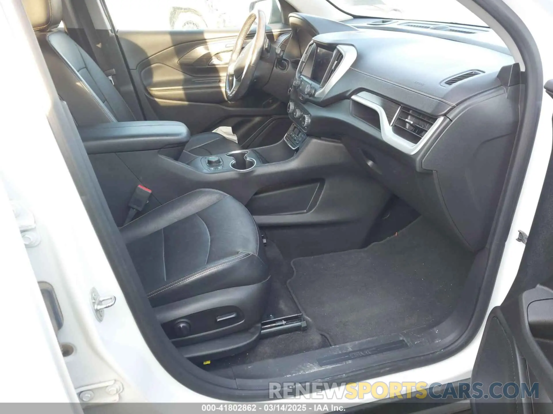 5 Photograph of a damaged car 3GKALVEV6ML312253 GMC TERRAIN 2021
