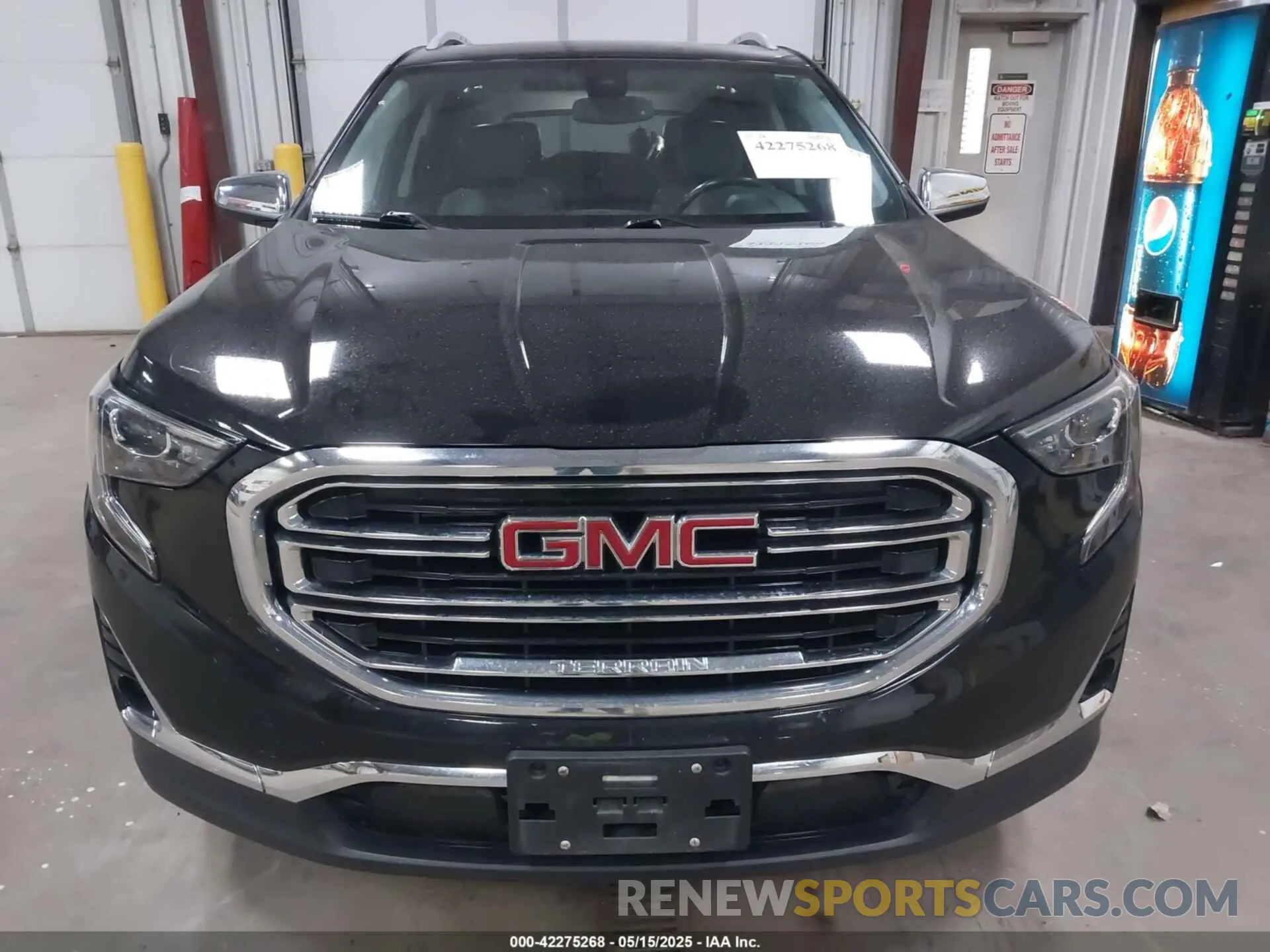 12 Photograph of a damaged car 3GKALVEV6ML330655 GMC TERRAIN 2021