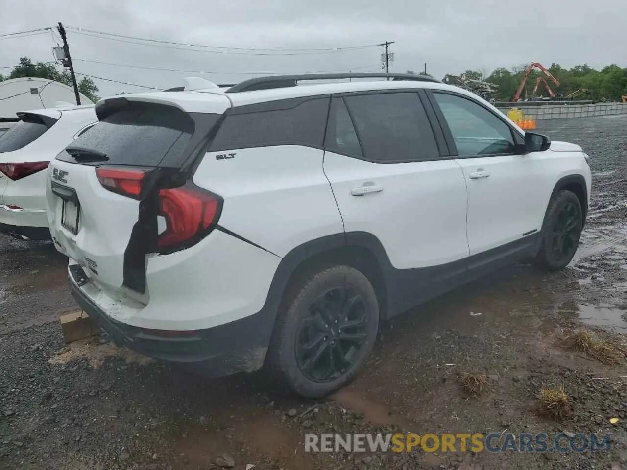 3 Photograph of a damaged car 3GKALVEV6ML385803 GMC TERRAIN 2021