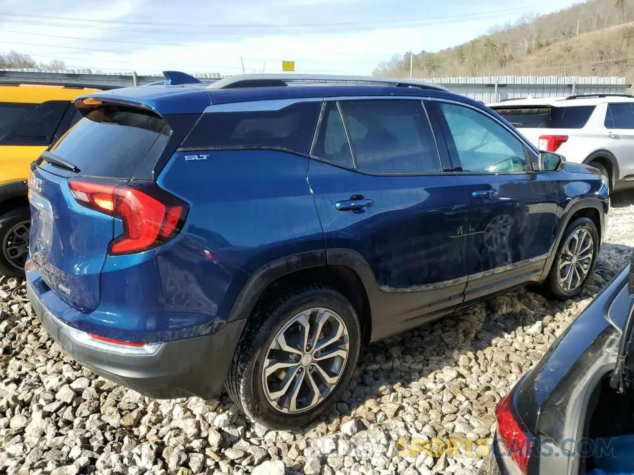 3 Photograph of a damaged car 3GKALVEV8ML315512 GMC TERRAIN 2021