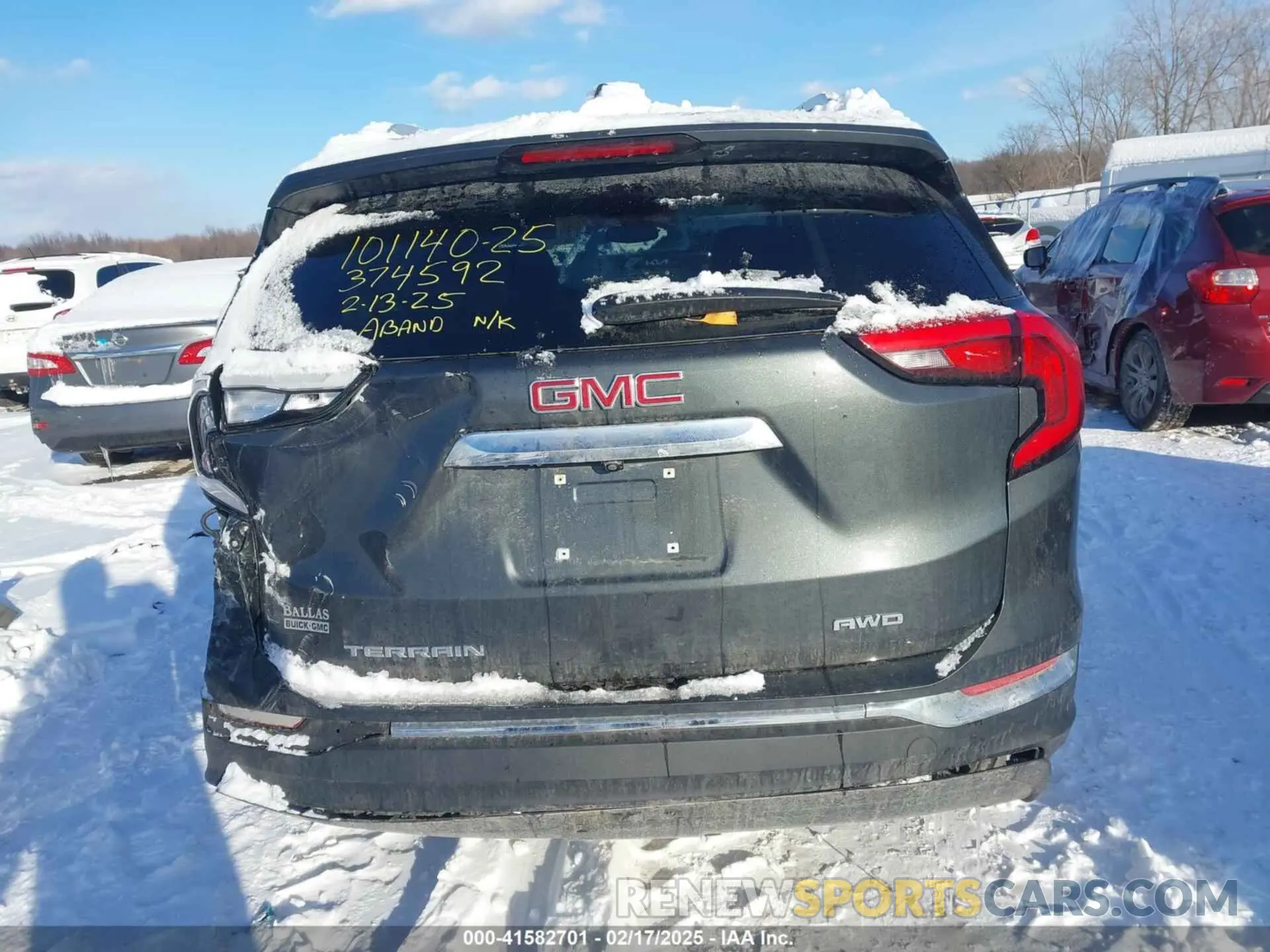 16 Photograph of a damaged car 3GKALVEV8ML374592 GMC TERRAIN 2021
