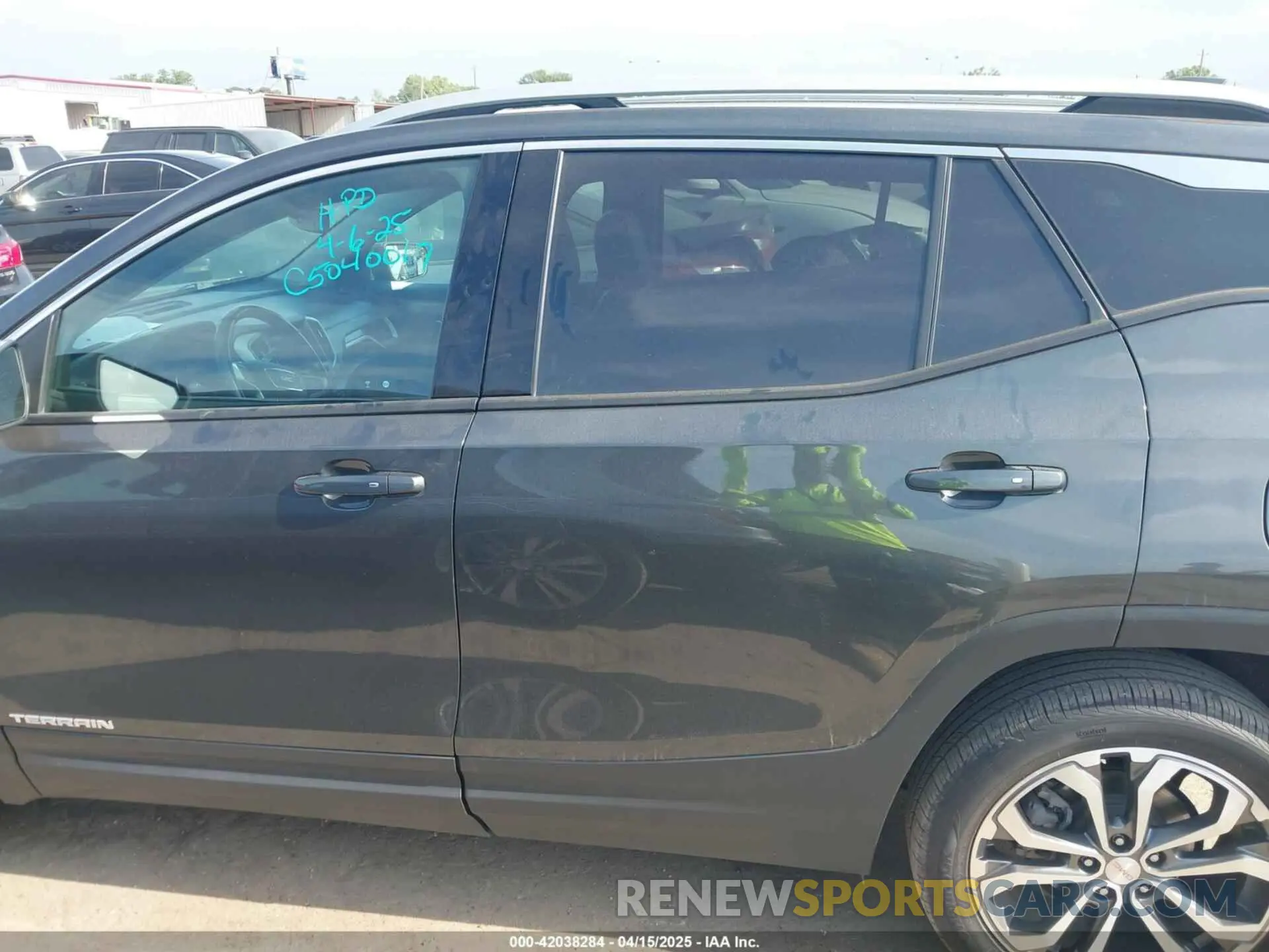 14 Photograph of a damaged car 3GKALVEV9ML327653 GMC TERRAIN 2021