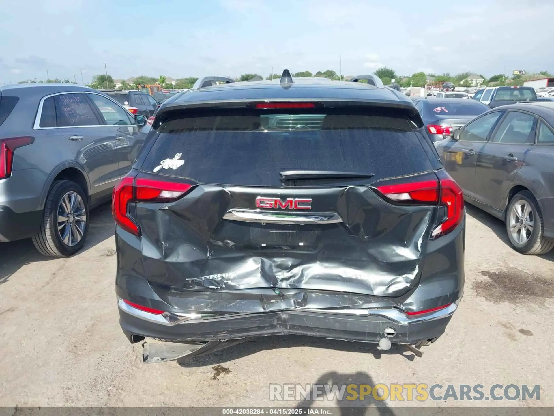 16 Photograph of a damaged car 3GKALVEV9ML327653 GMC TERRAIN 2021