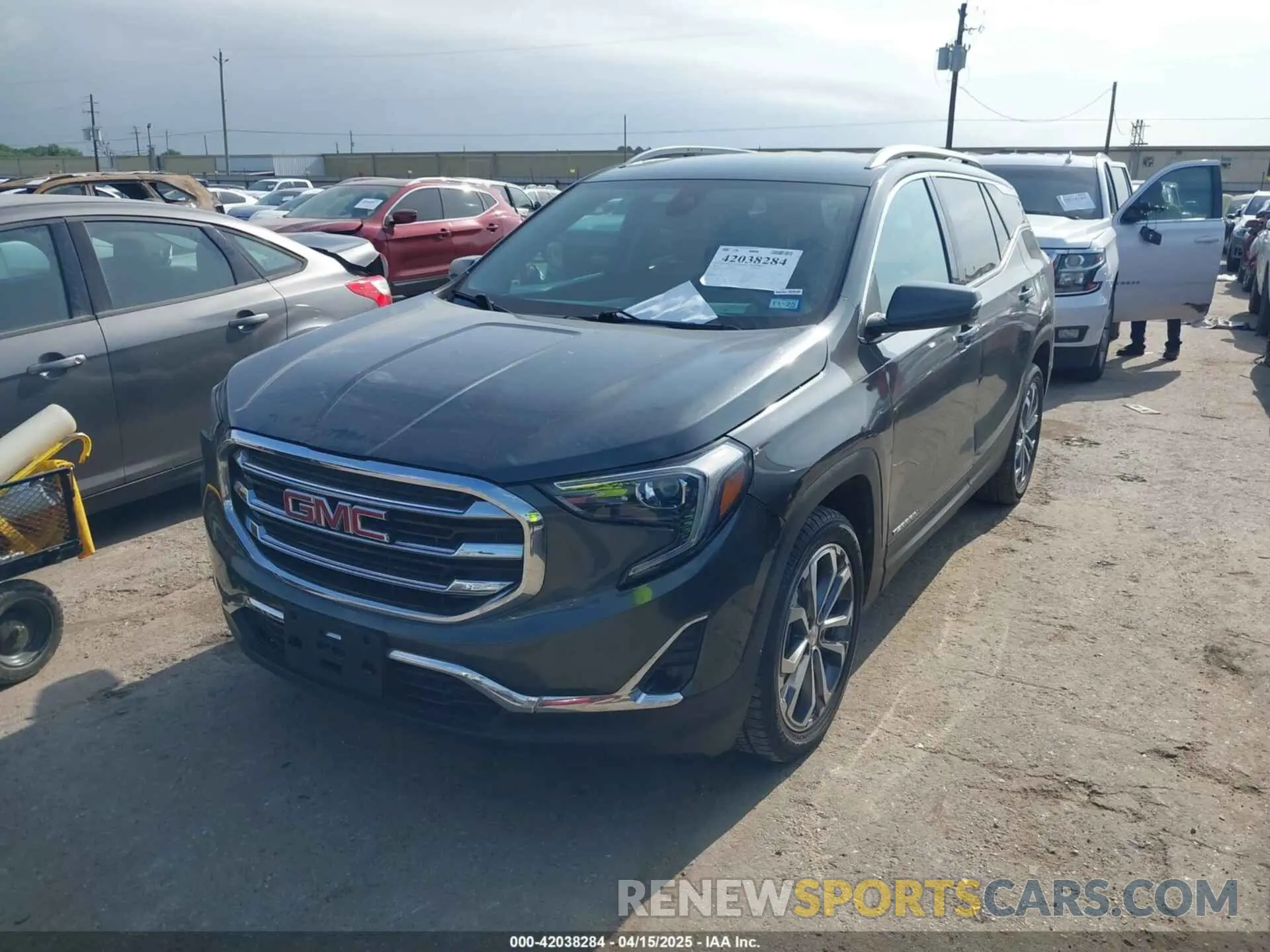 2 Photograph of a damaged car 3GKALVEV9ML327653 GMC TERRAIN 2021