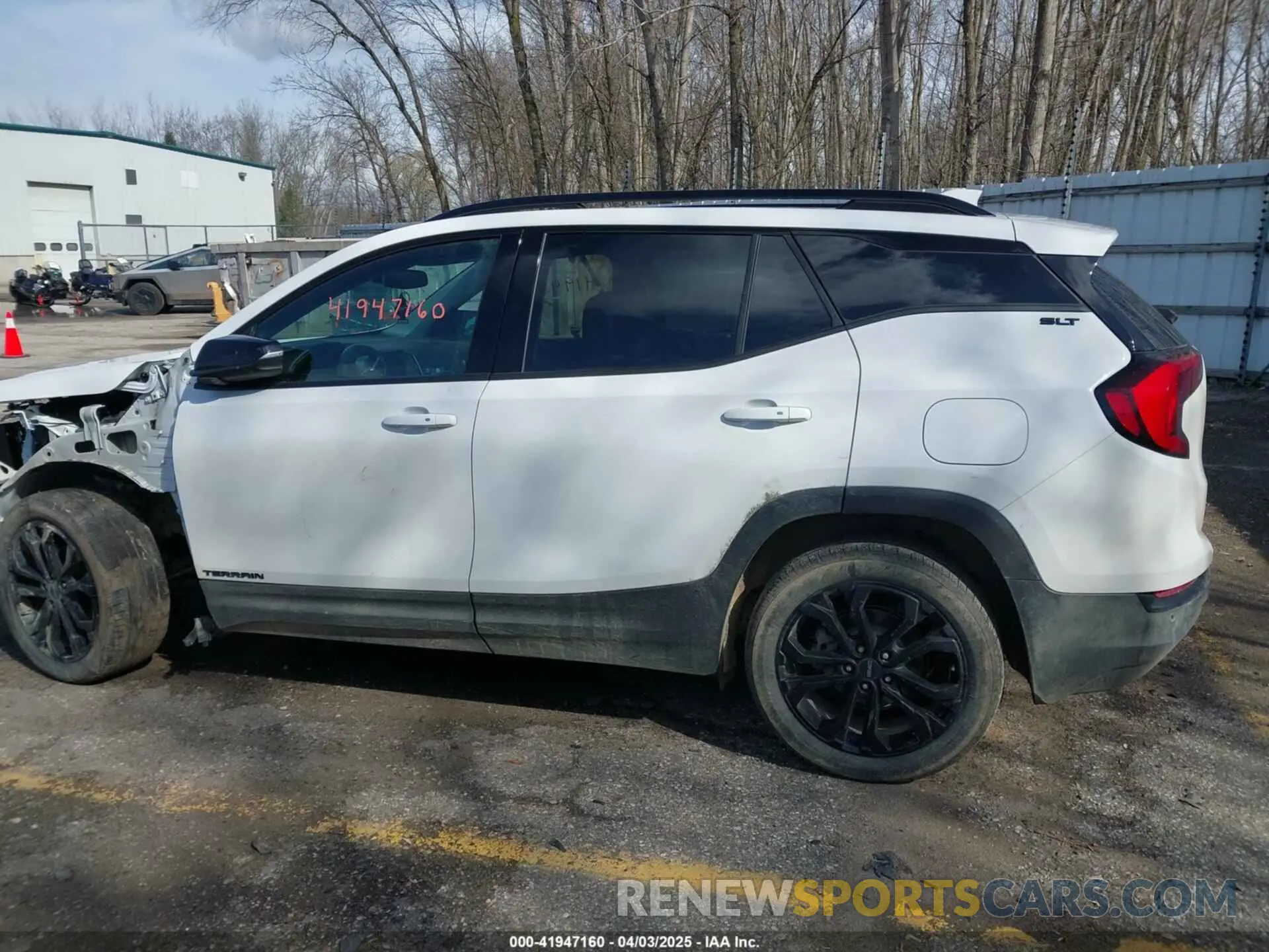 14 Photograph of a damaged car 3GKALVEV9ML388548 GMC TERRAIN 2021