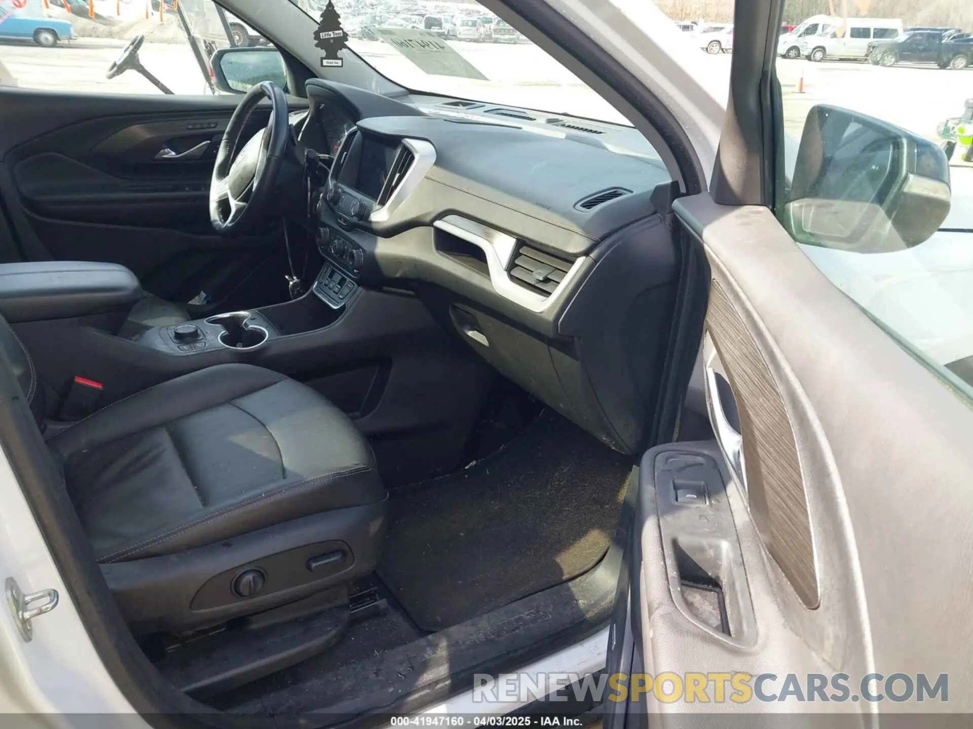 5 Photograph of a damaged car 3GKALVEV9ML388548 GMC TERRAIN 2021
