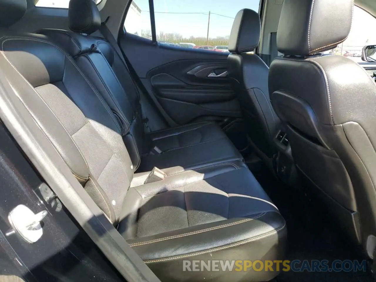11 Photograph of a damaged car 3GKALVEVXML374867 GMC TERRAIN 2021