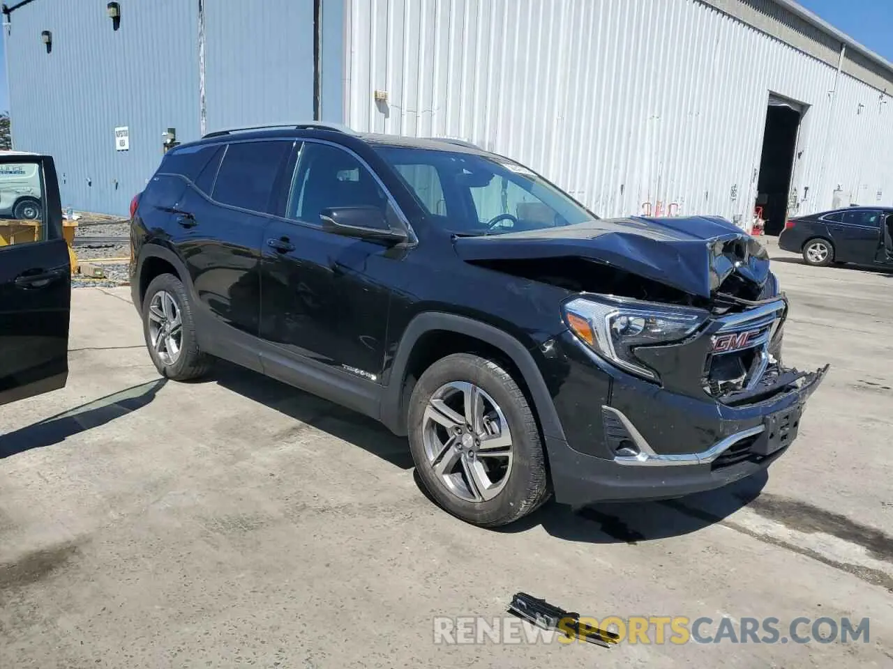 4 Photograph of a damaged car 3GKALVEVXML374867 GMC TERRAIN 2021