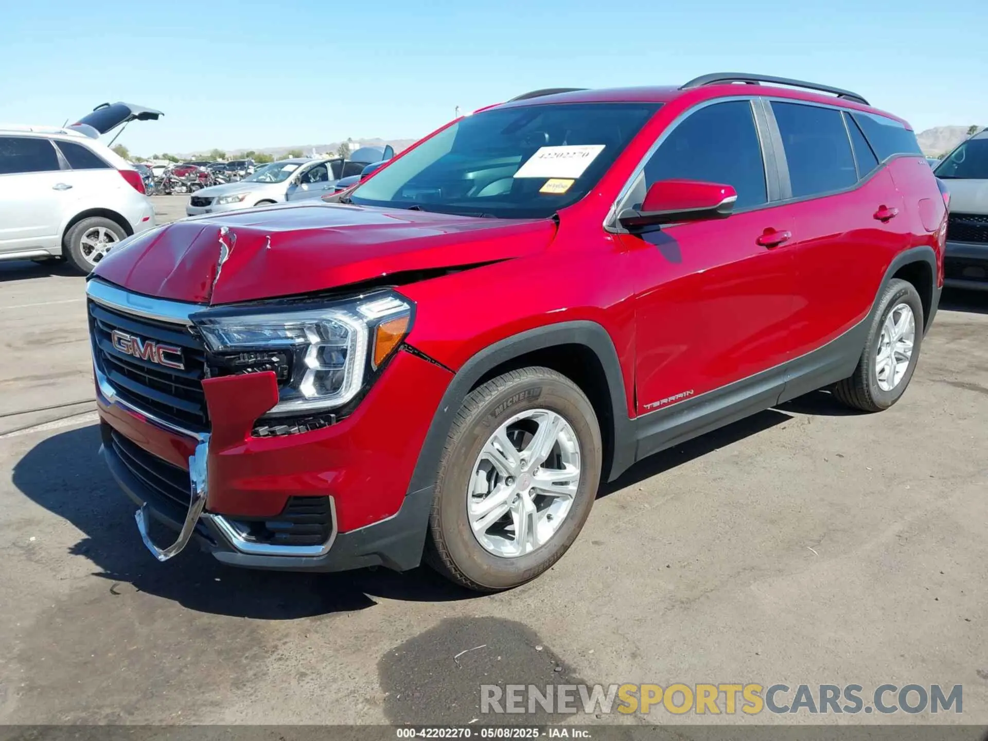 2 Photograph of a damaged car 3GKALMEV0NL178593 GMC TERRAIN 2022