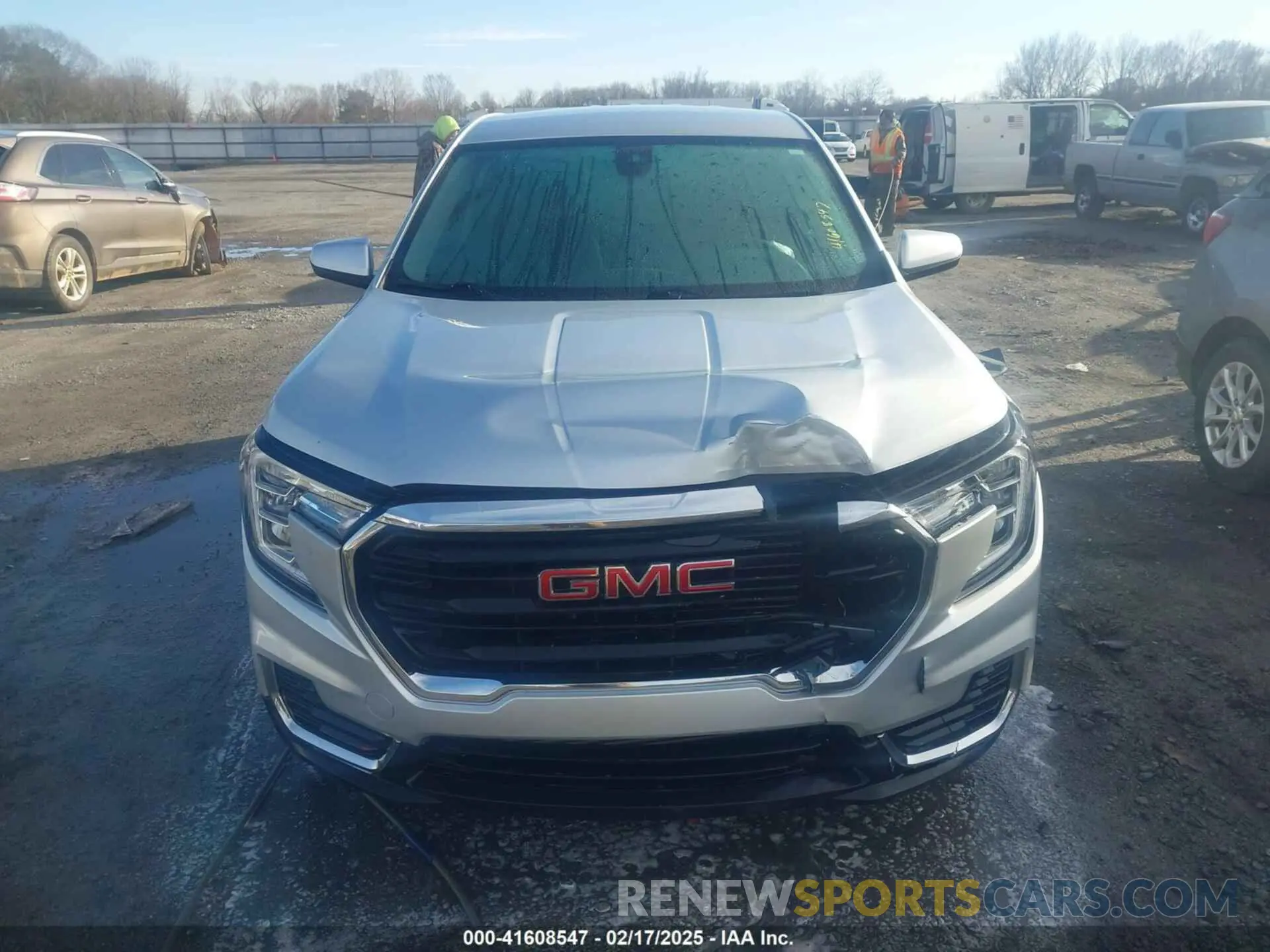 12 Photograph of a damaged car 3GKALMEV0NL190467 GMC TERRAIN 2022