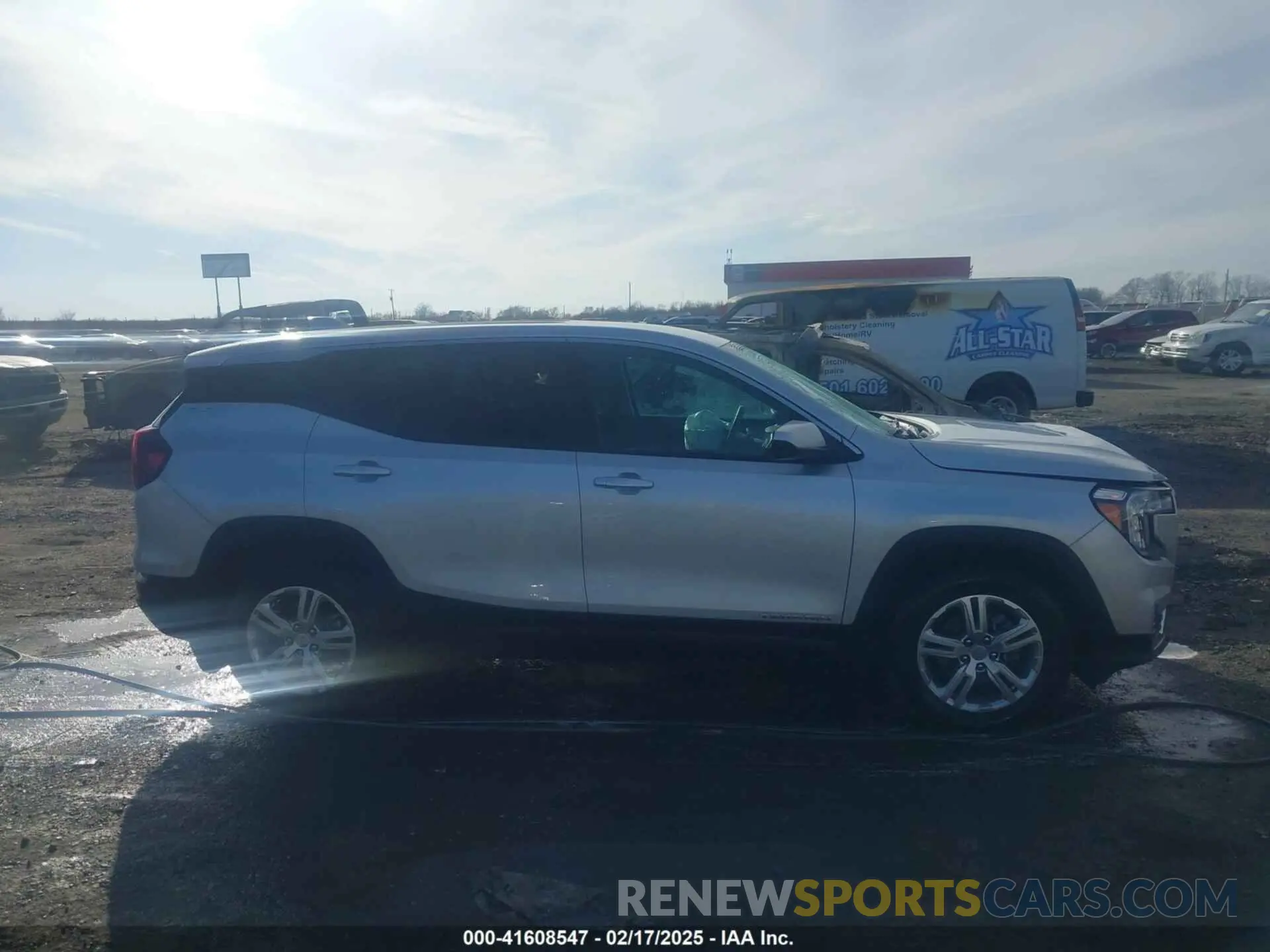 13 Photograph of a damaged car 3GKALMEV0NL190467 GMC TERRAIN 2022