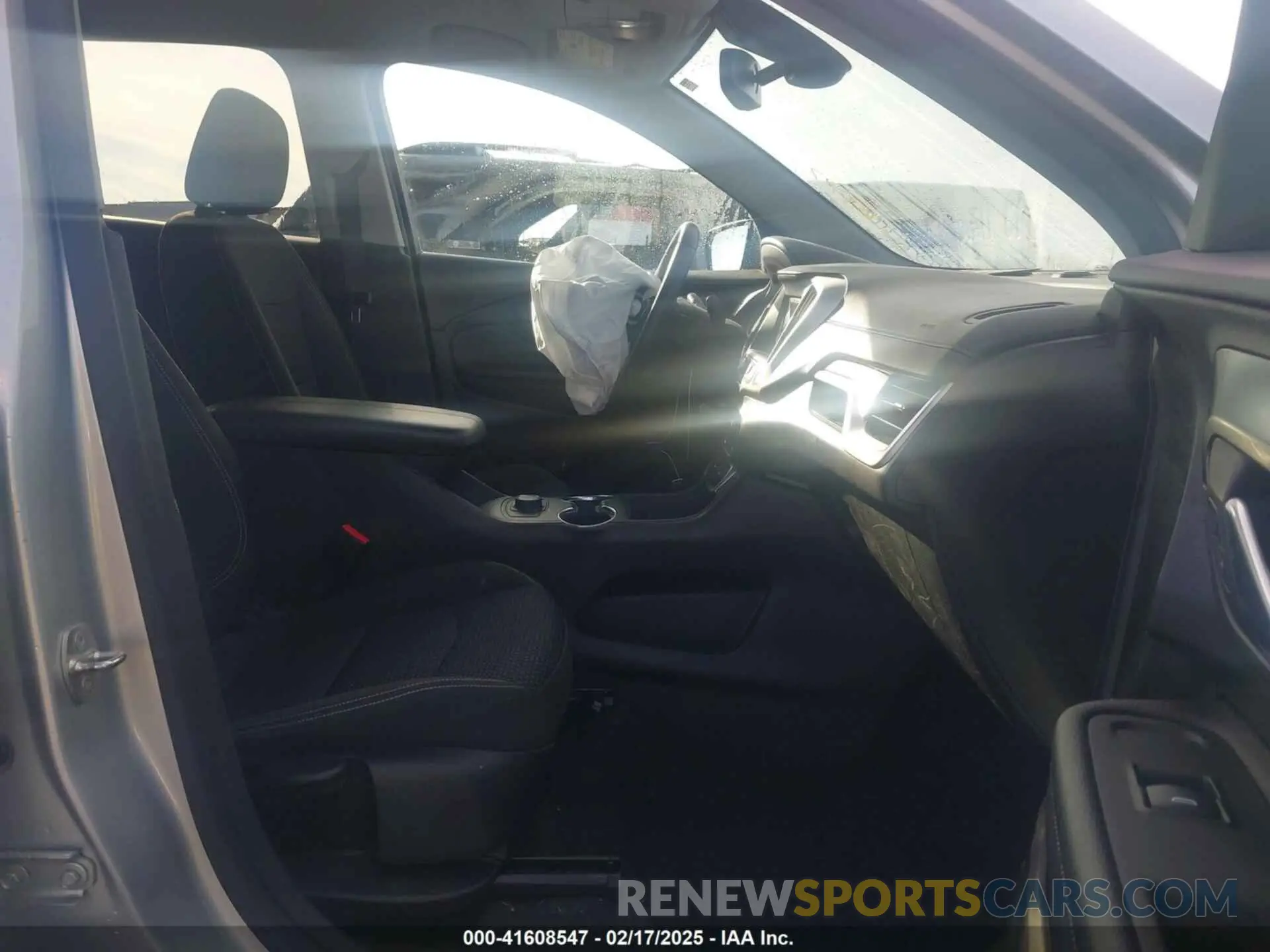 5 Photograph of a damaged car 3GKALMEV0NL190467 GMC TERRAIN 2022