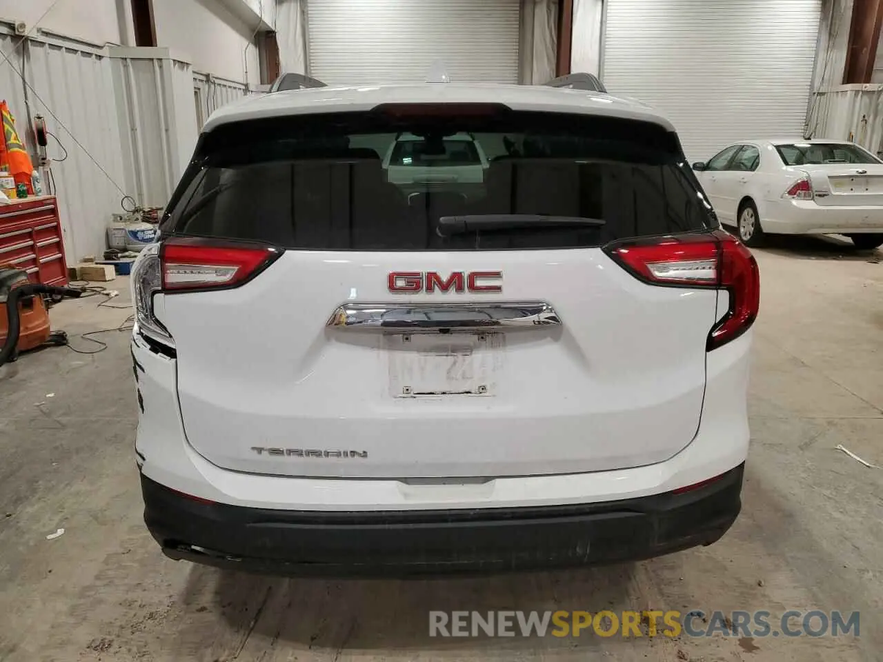 6 Photograph of a damaged car 3GKALMEV0NL259853 GMC TERRAIN 2022
