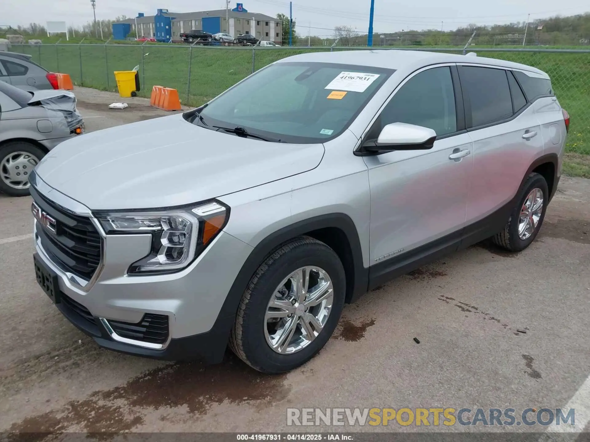 2 Photograph of a damaged car 3GKALMEV0NL271422 GMC TERRAIN 2022