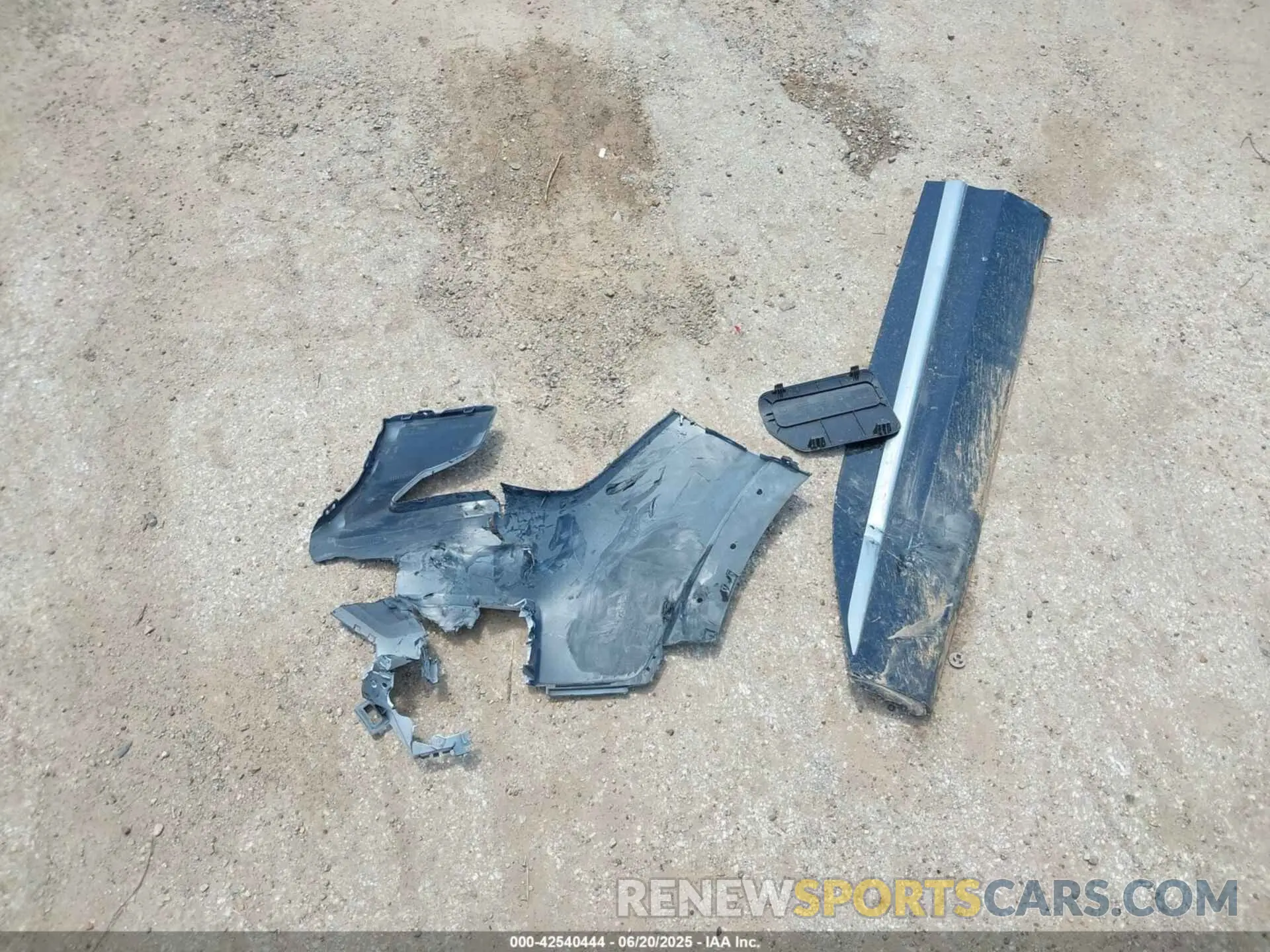 12 Photograph of a damaged car 3GKALMEV1NL114546 GMC TERRAIN 2022
