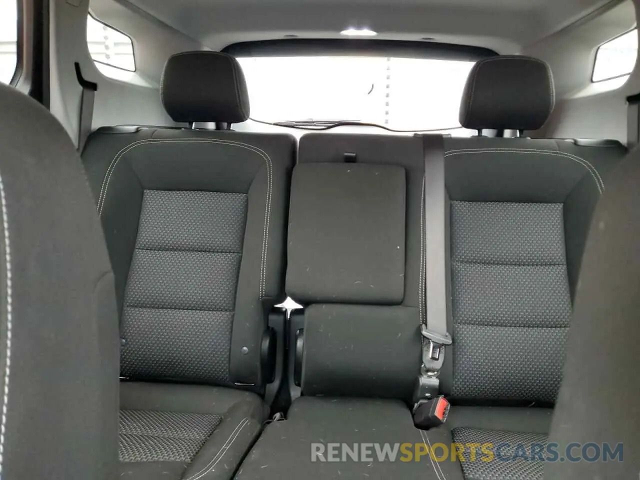 10 Photograph of a damaged car 3GKALMEV1NL203016 GMC TERRAIN 2022