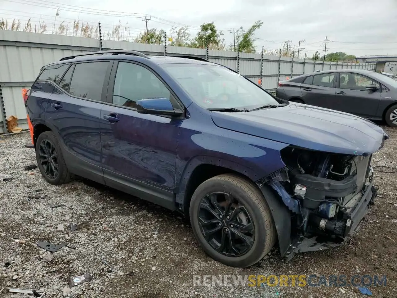 4 Photograph of a damaged car 3GKALMEV1NL203016 GMC TERRAIN 2022