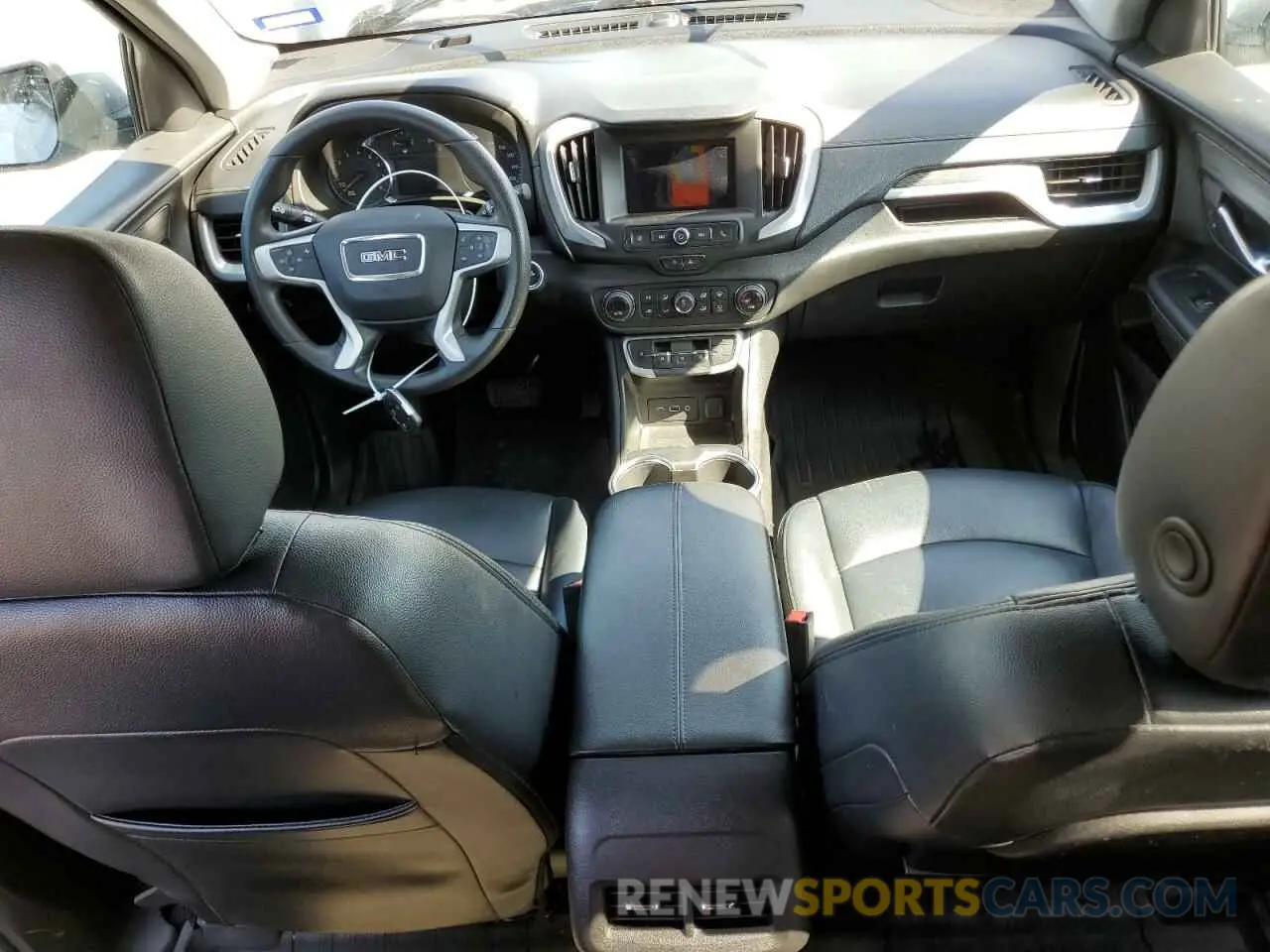 8 Photograph of a damaged car 3GKALMEV1NL209768 GMC TERRAIN 2022