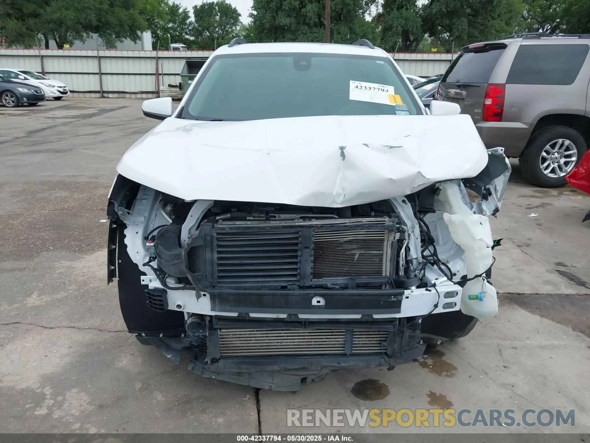 6 Photograph of a damaged car 3GKALMEV2NL137933 GMC TERRAIN 2022