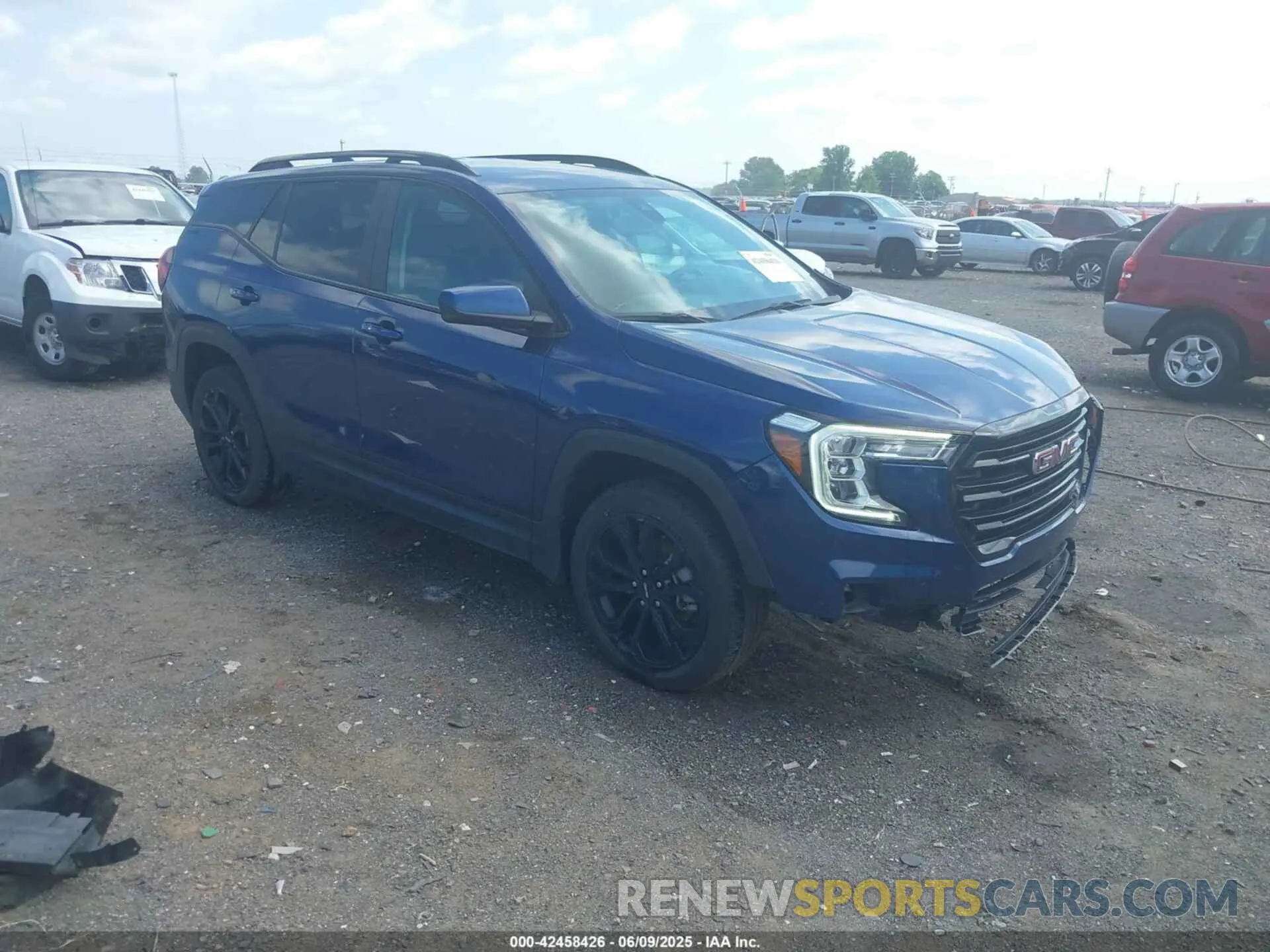 1 Photograph of a damaged car 3GKALMEV2NL265542 GMC TERRAIN 2022