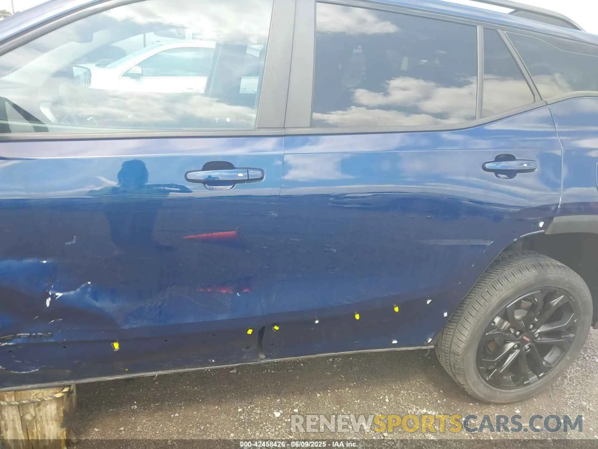 20 Photograph of a damaged car 3GKALMEV2NL265542 GMC TERRAIN 2022