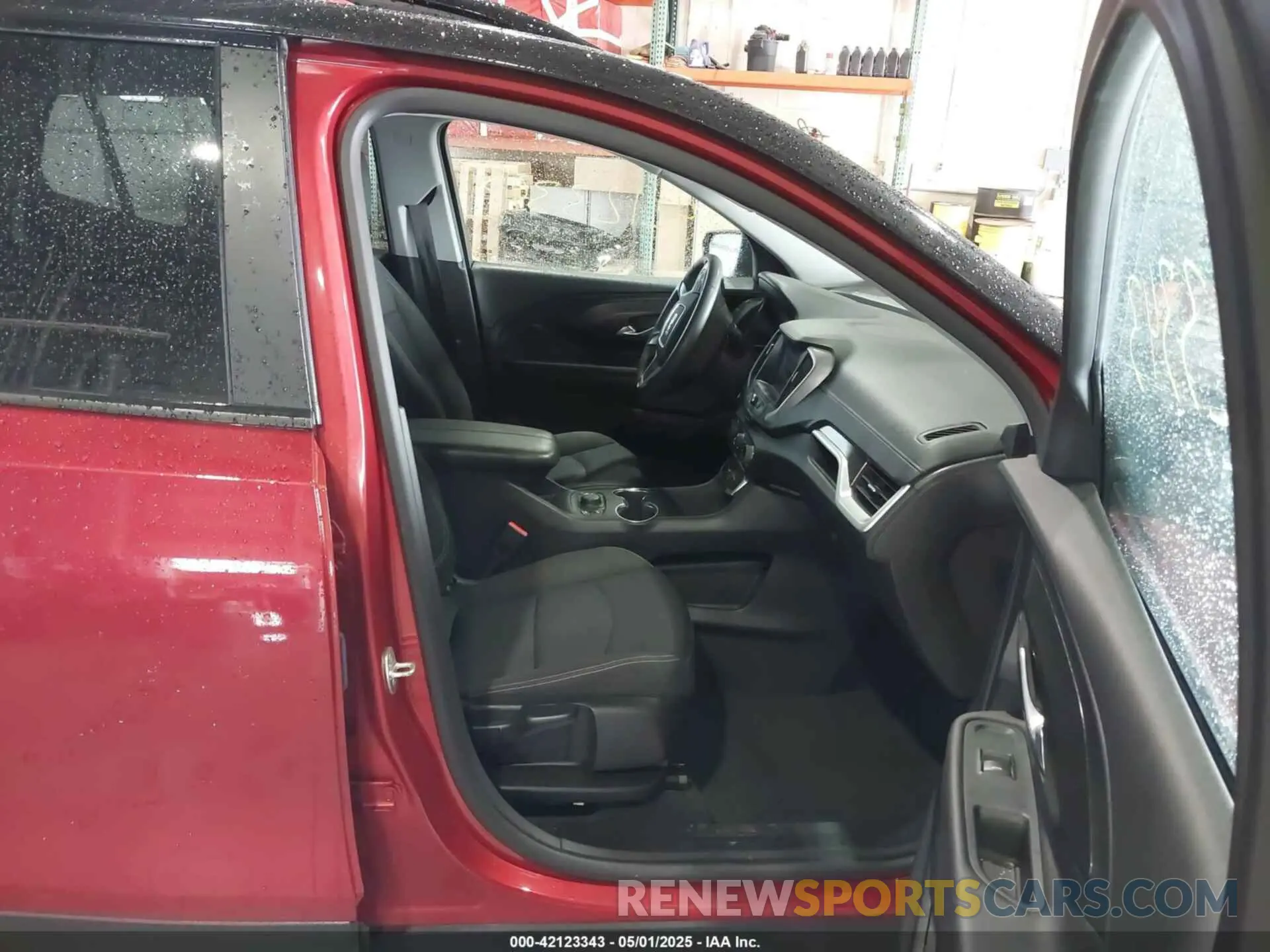 5 Photograph of a damaged car 3GKALMEV3NL193363 GMC TERRAIN 2022
