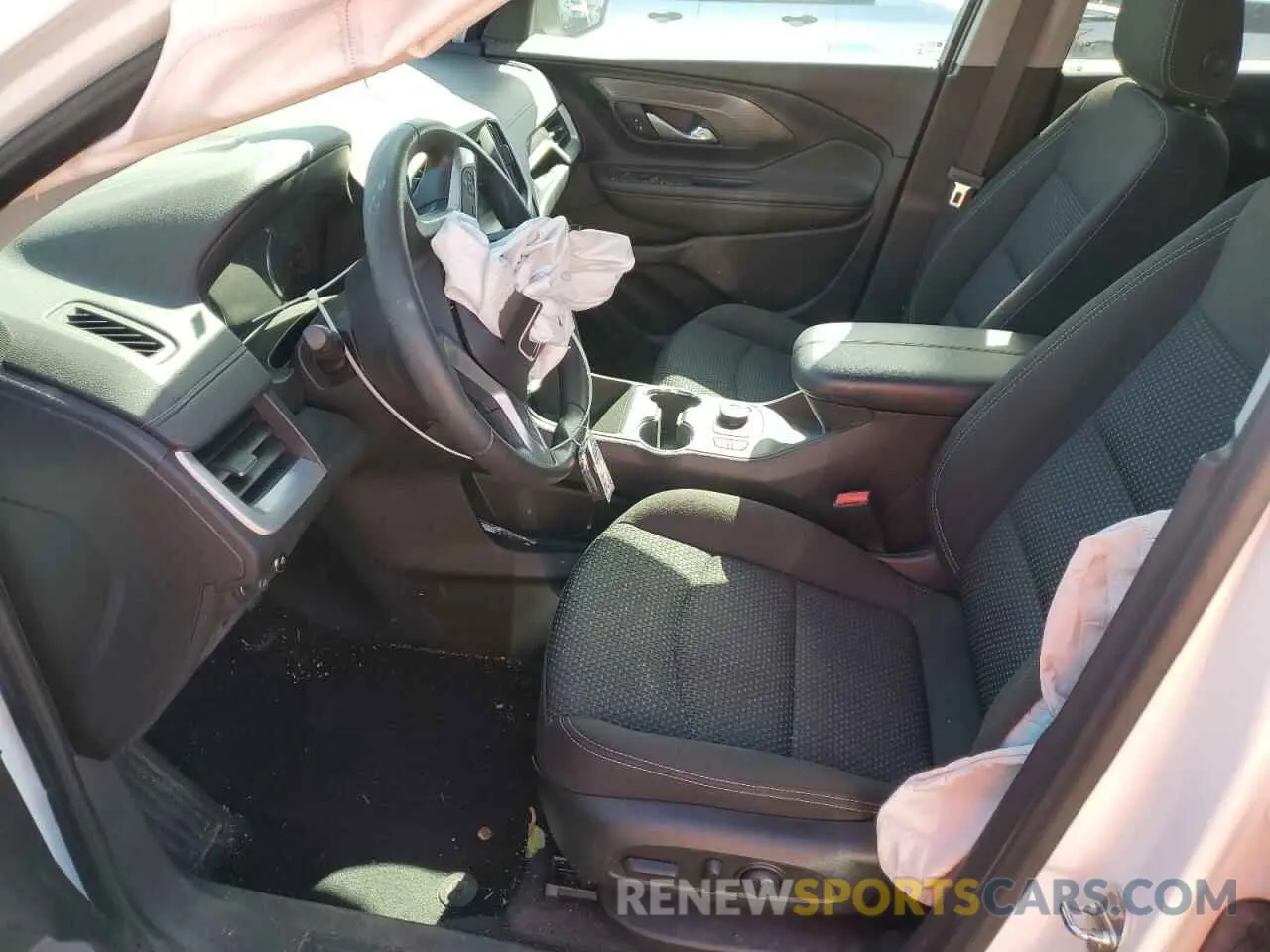 7 Photograph of a damaged car 3GKALMEV3NL306843 GMC TERRAIN 2022