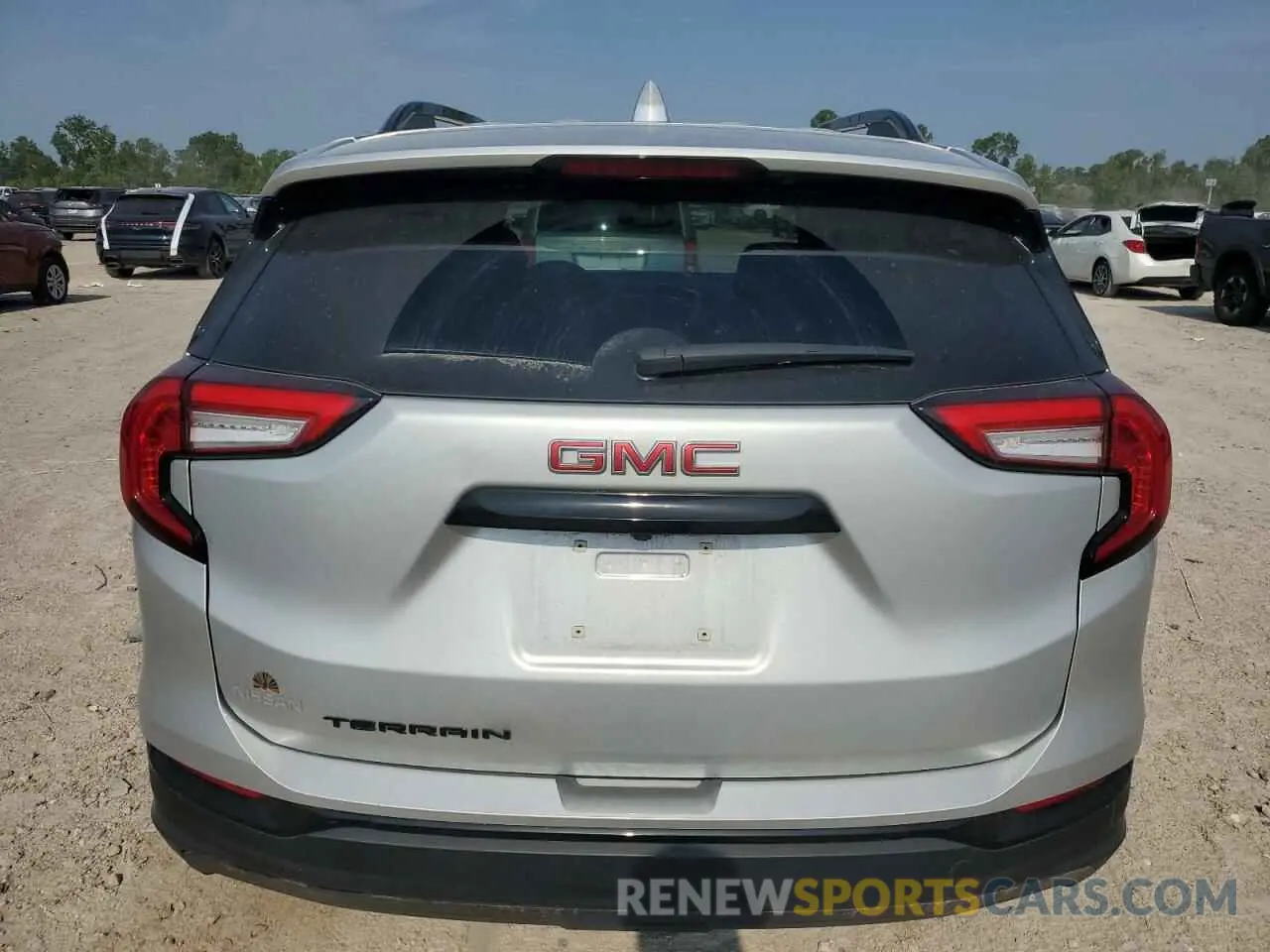 6 Photograph of a damaged car 3GKALMEV5NL172353 GMC TERRAIN 2022