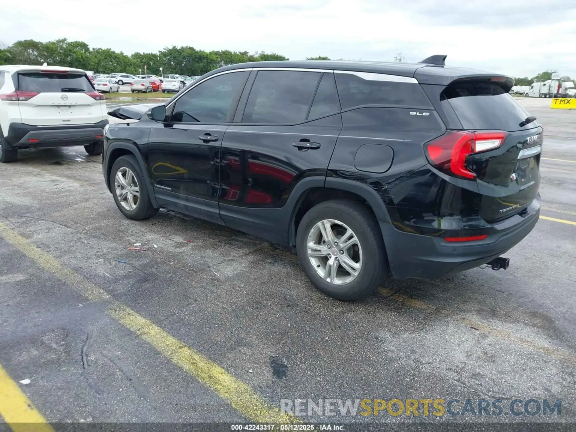 3 Photograph of a damaged car 3GKALMEV5NL174474 GMC TERRAIN 2022