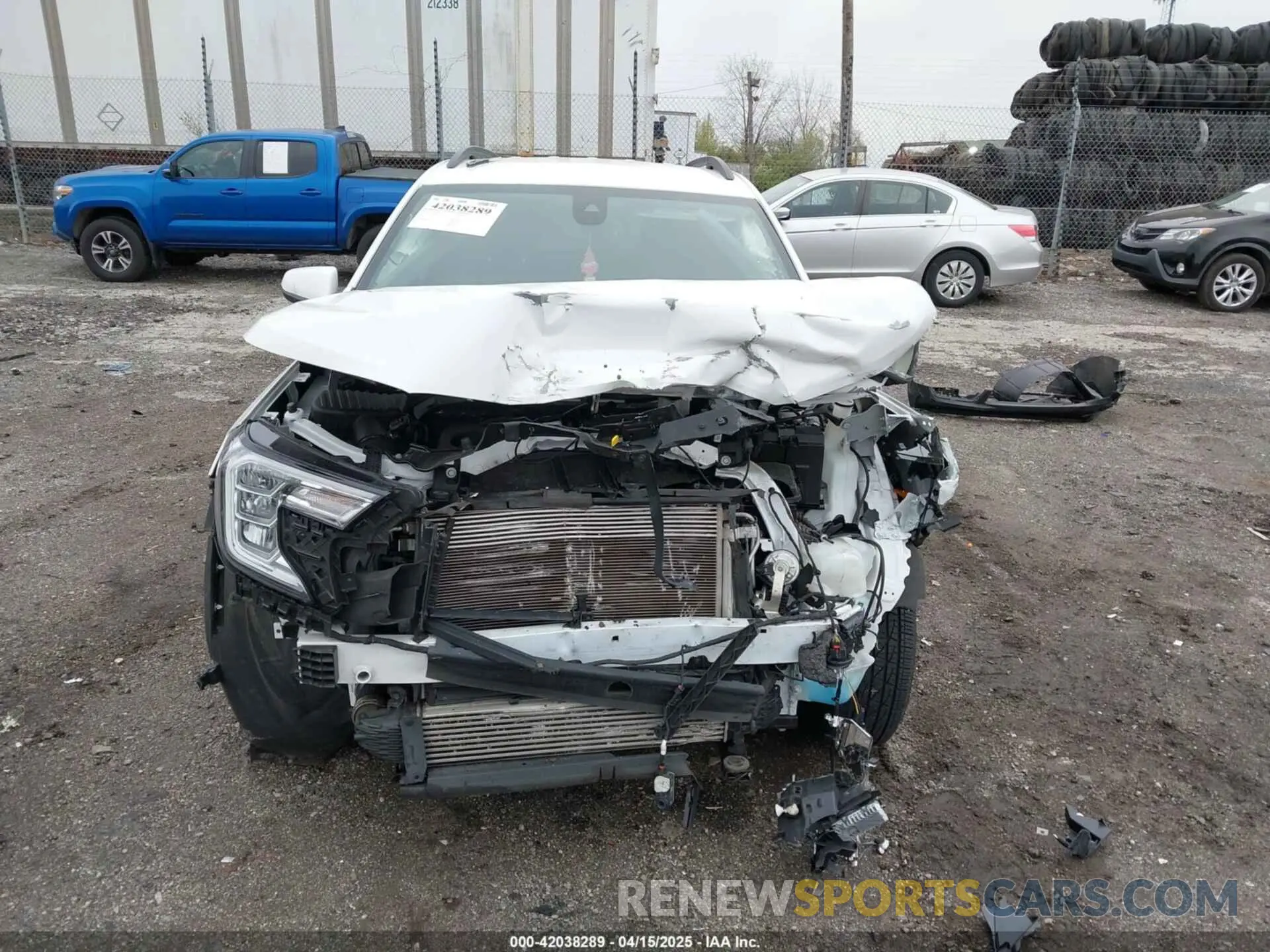 13 Photograph of a damaged car 3GKALMEV5NL212091 GMC TERRAIN 2022
