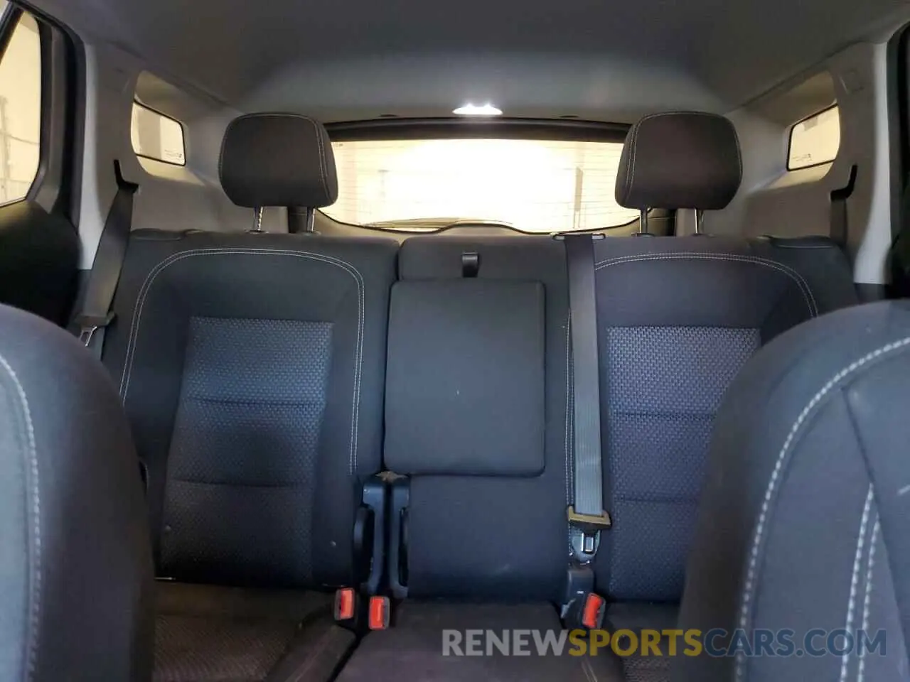 10 Photograph of a damaged car 3GKALMEV5NL274672 GMC TERRAIN 2022