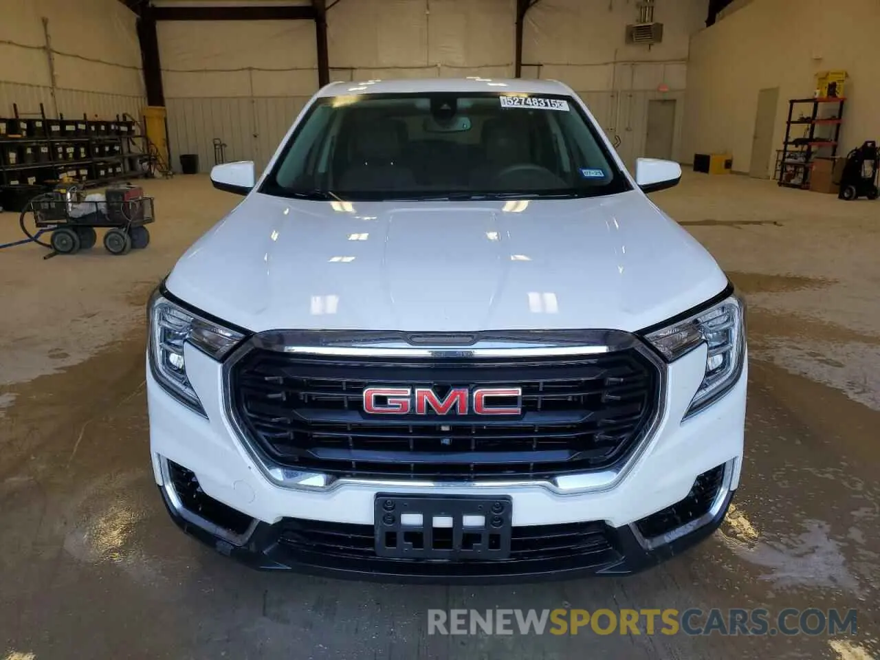 5 Photograph of a damaged car 3GKALMEV5NL274672 GMC TERRAIN 2022