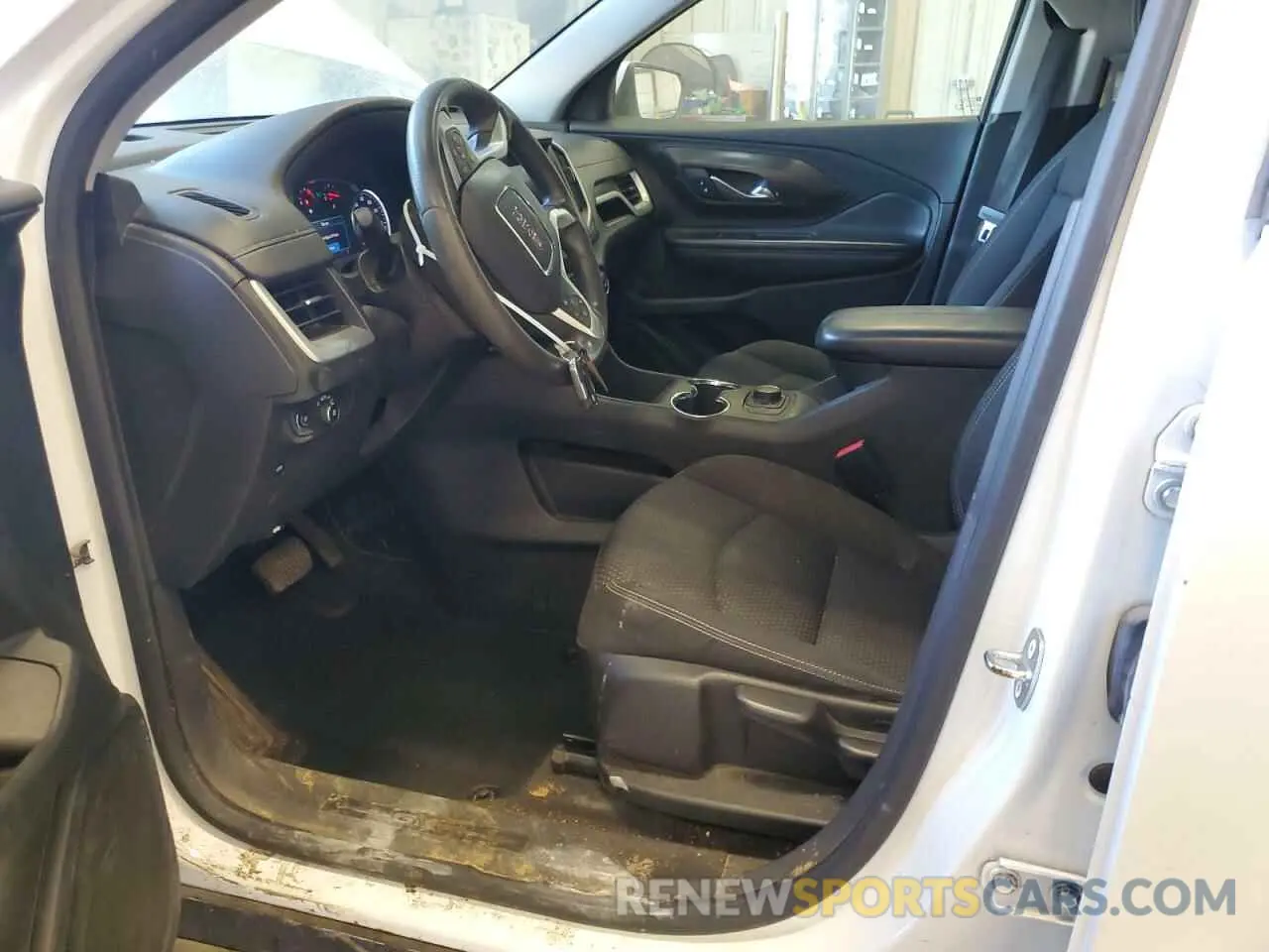 7 Photograph of a damaged car 3GKALMEV5NL274672 GMC TERRAIN 2022