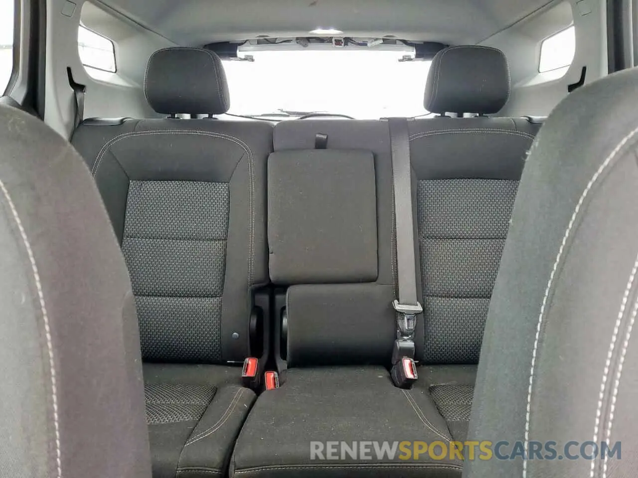 10 Photograph of a damaged car 3GKALMEV6NL122724 GMC TERRAIN 2022