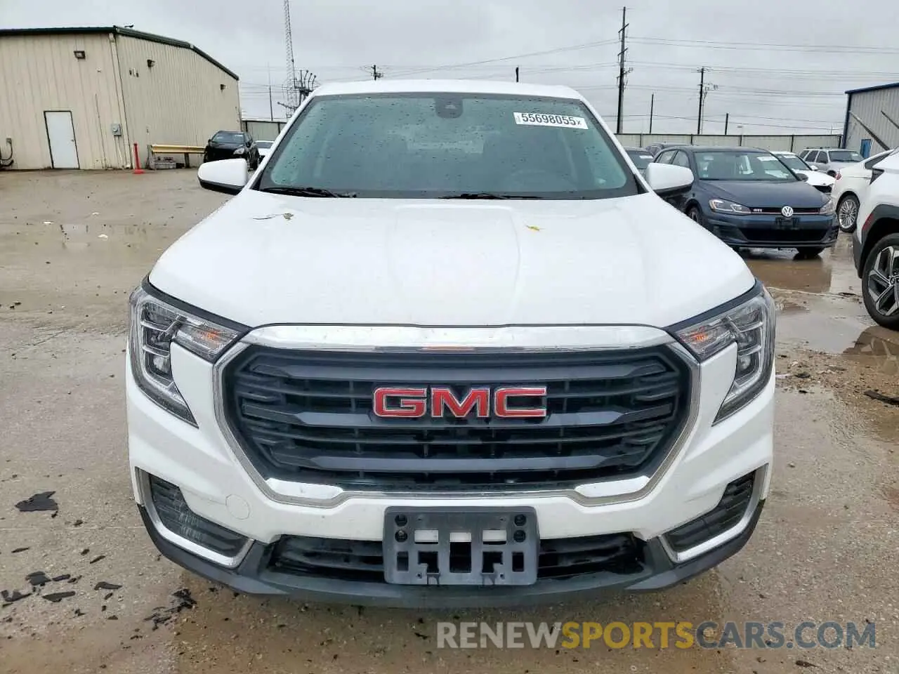 5 Photograph of a damaged car 3GKALMEV6NL122724 GMC TERRAIN 2022